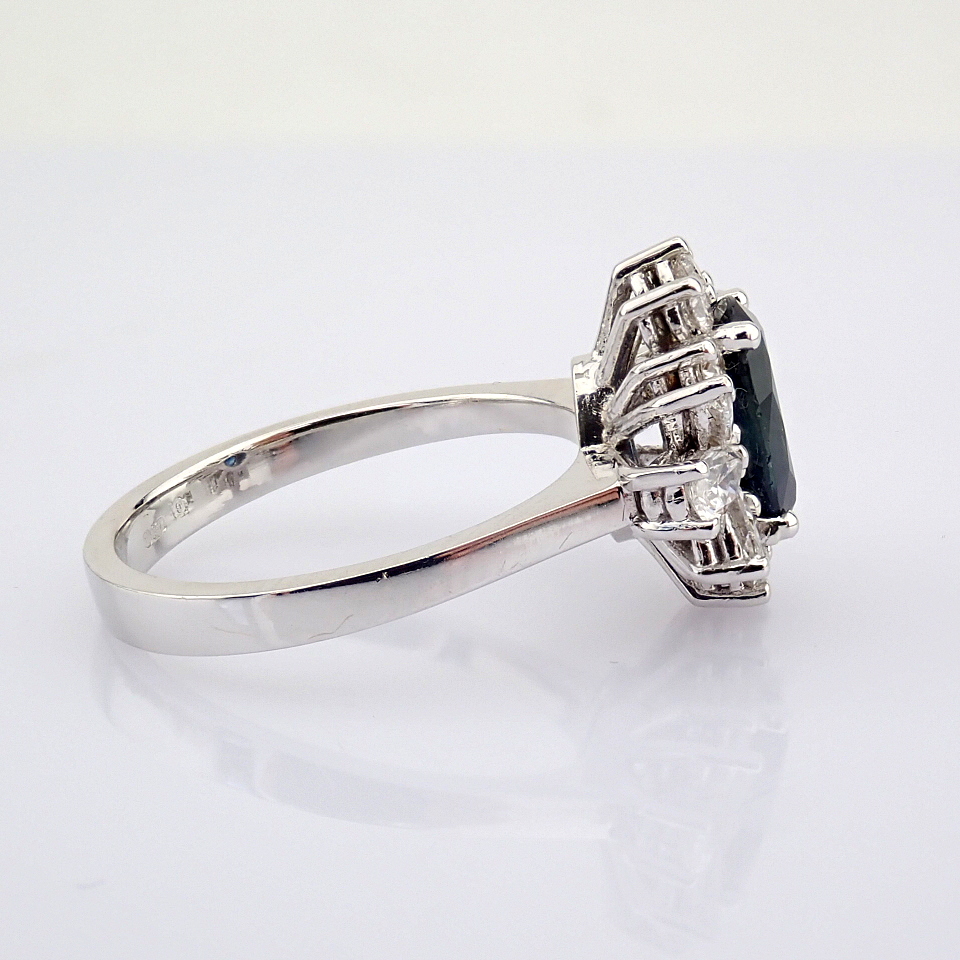 Natural Diamond 18K White Gold Ring