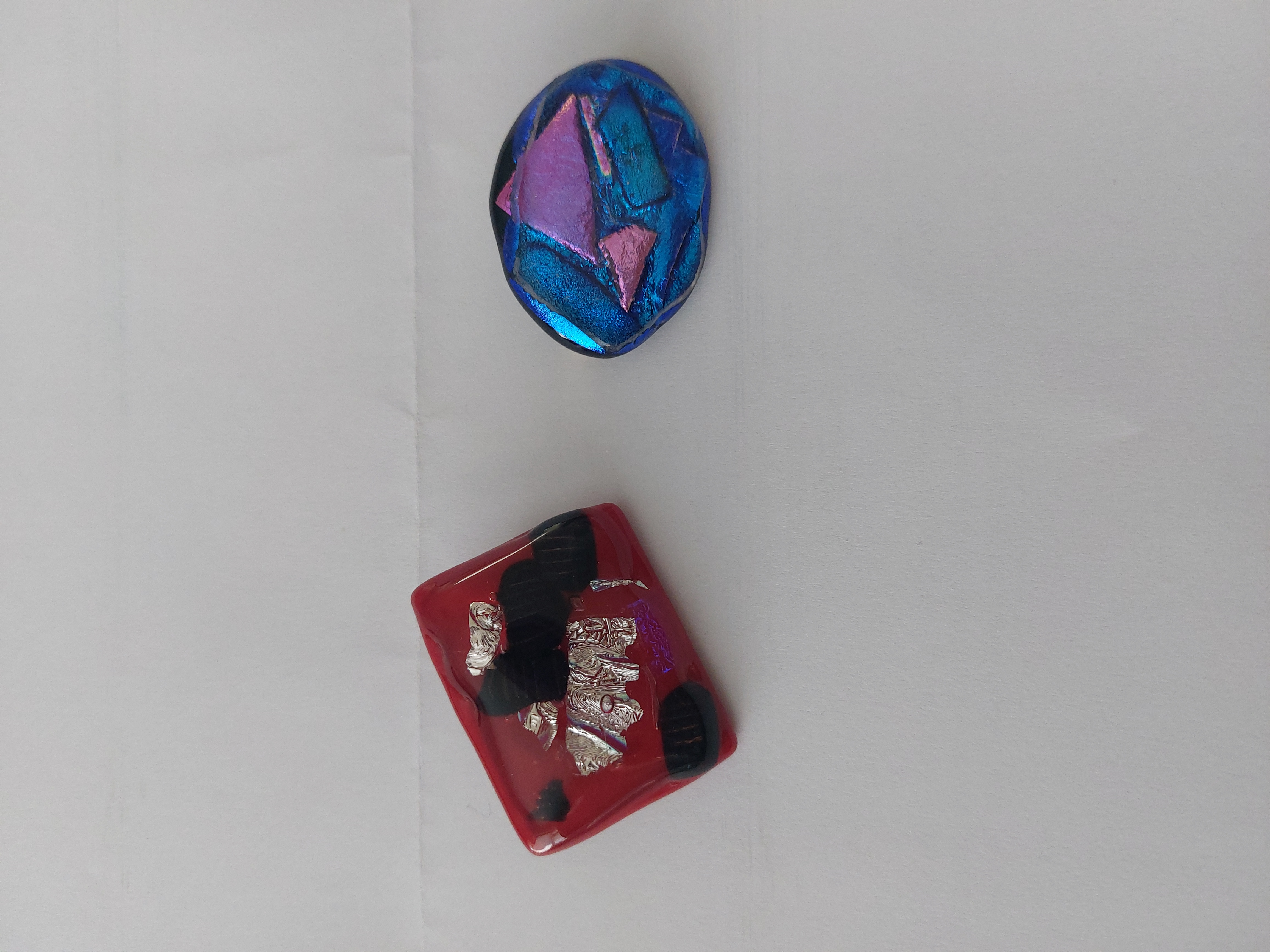 Selection of 5 Vintage Brooches