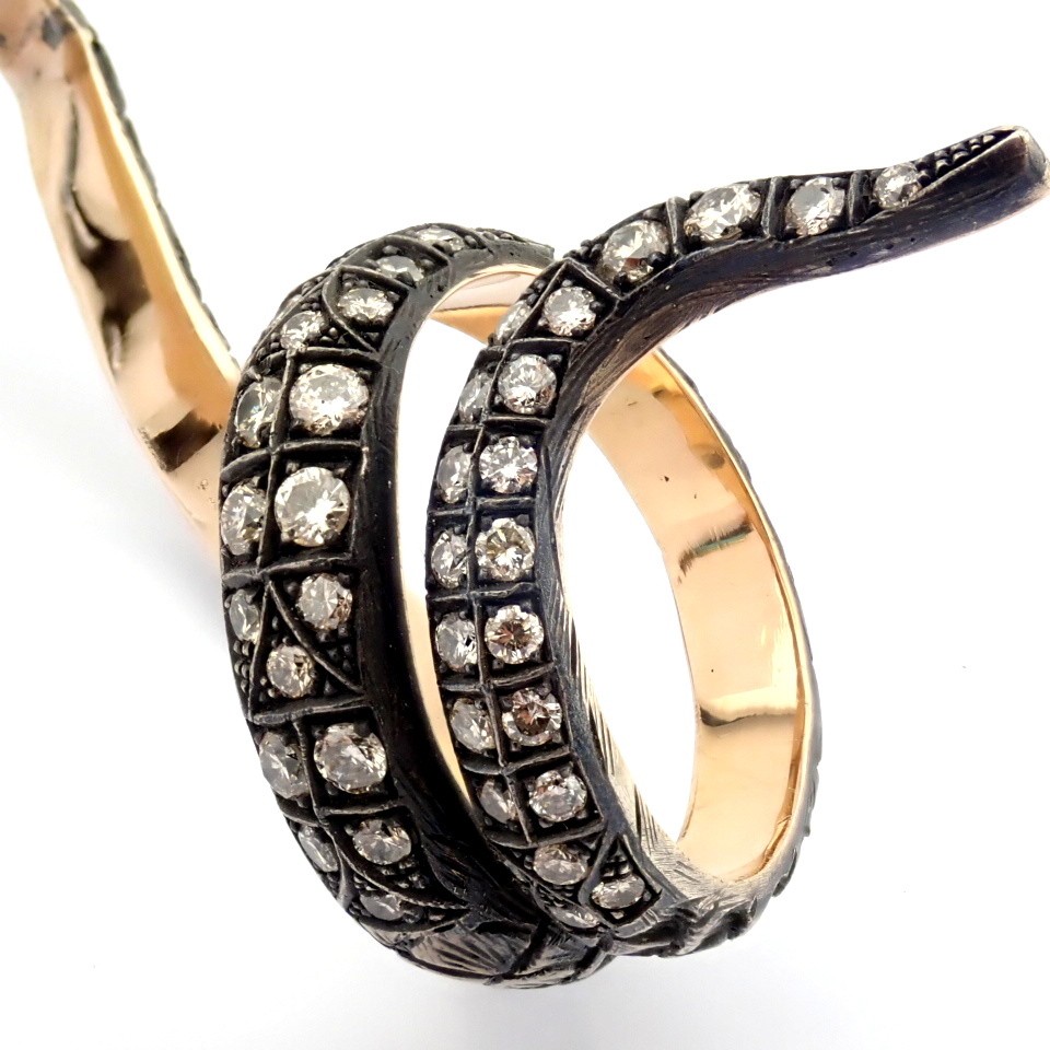 Natural Diamond 18K Yellow Gold Ring