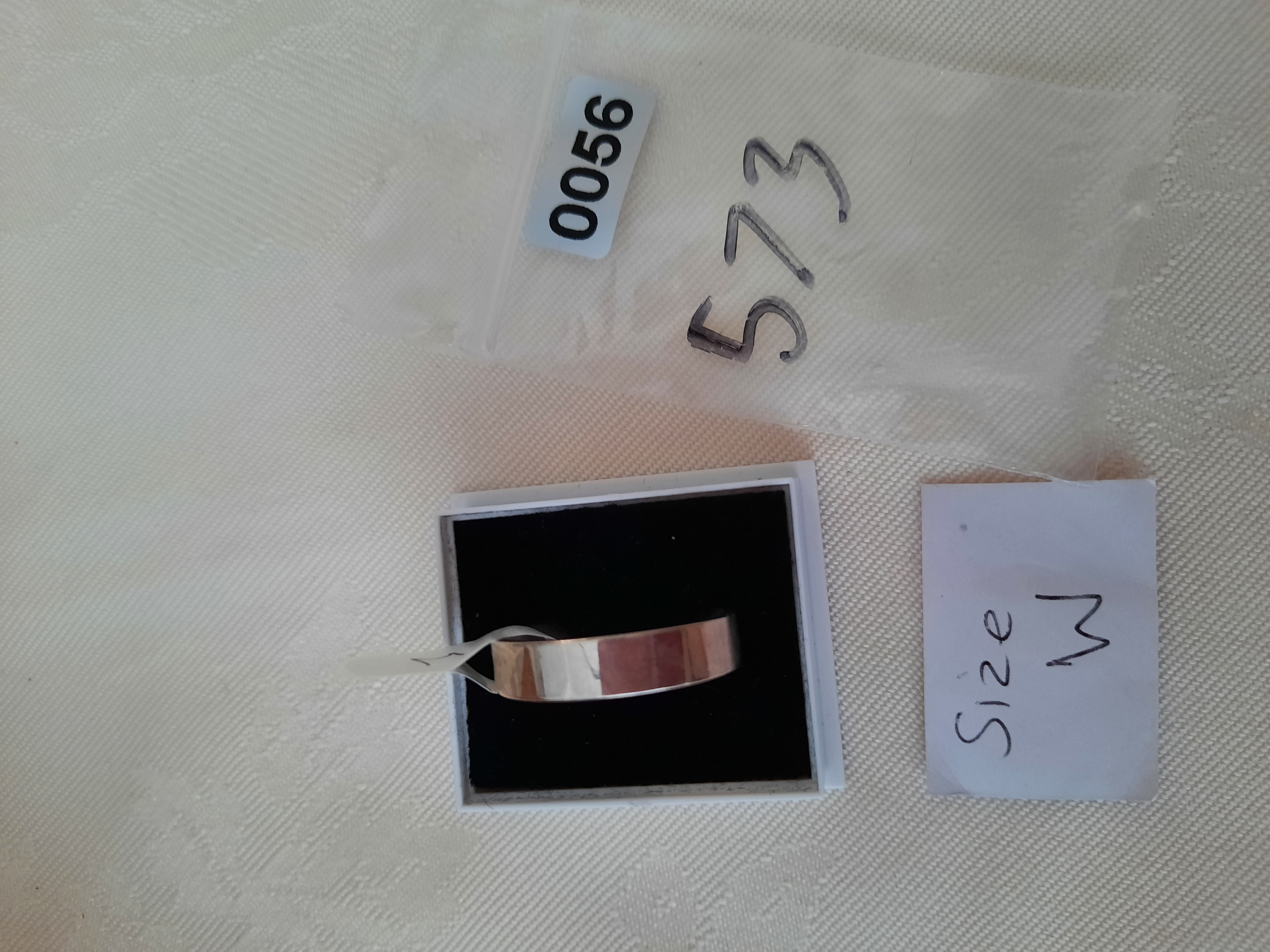 Sterling silver flat men's wedding band RRP £69