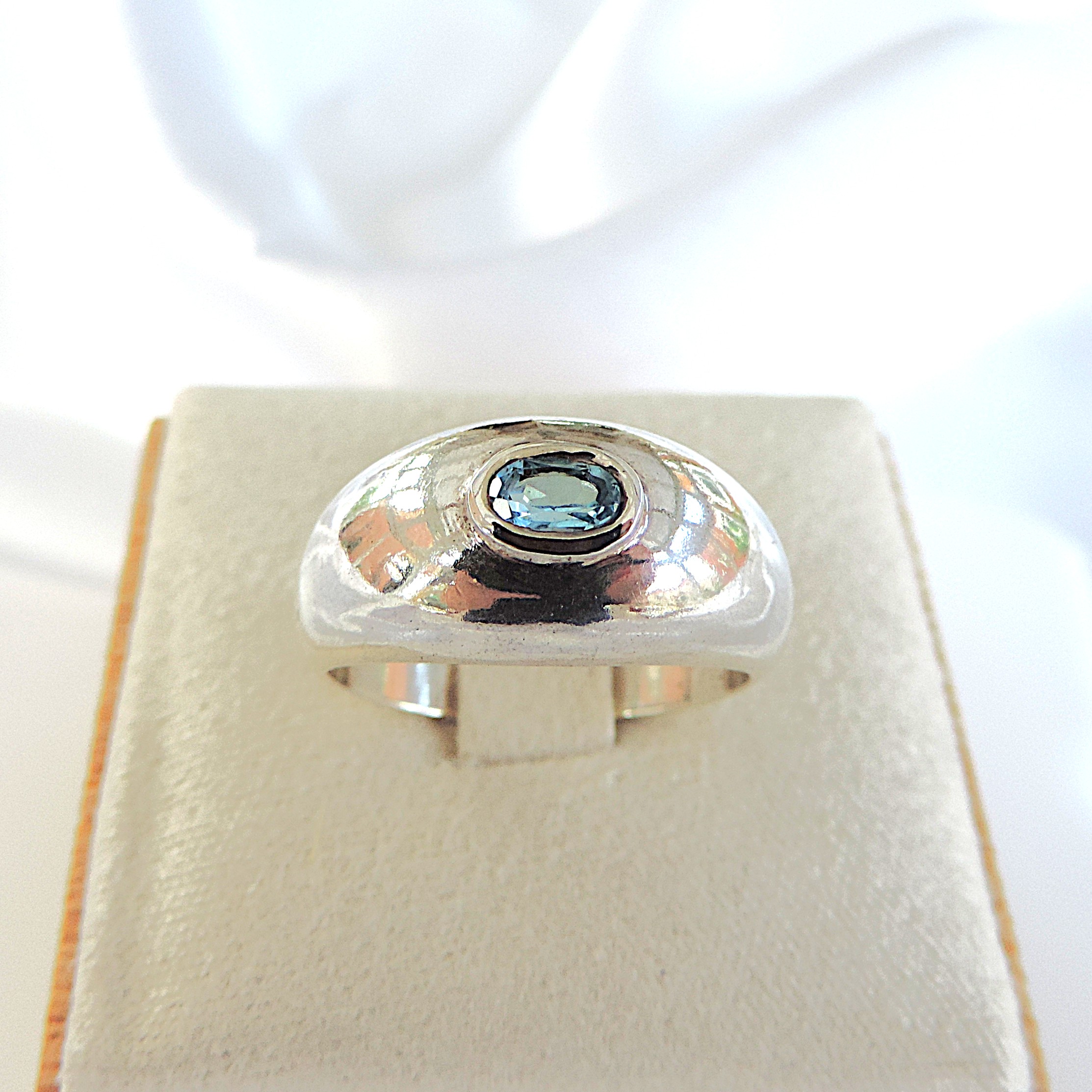 925 Sterling Silver Blue Topaz Gemstone Ring