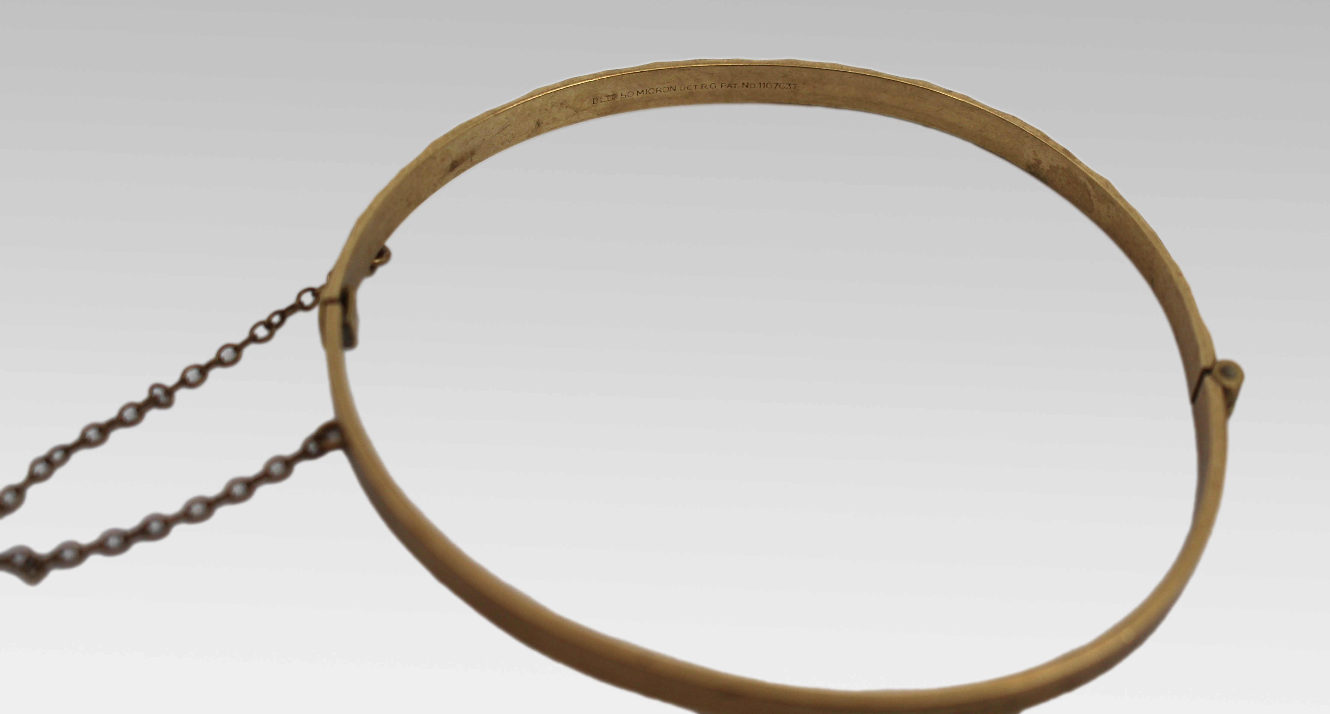 Vintage 9ct Rolled Gold Bangle – c.1960s