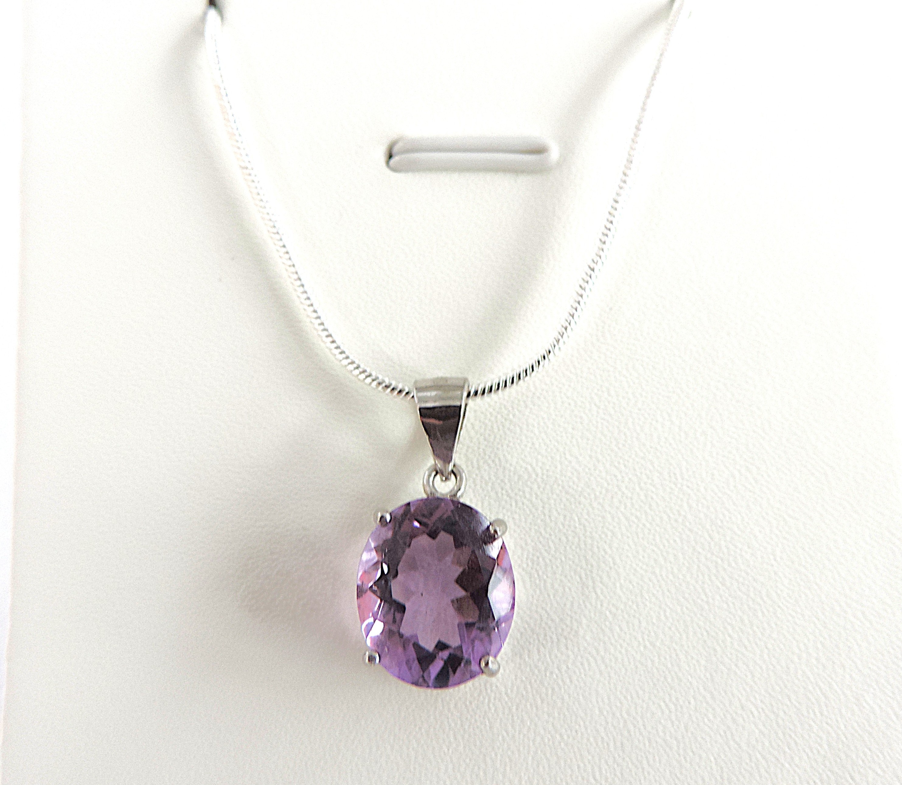 925 Silver 3.2 Carat Amethyst Pendant Necklace
