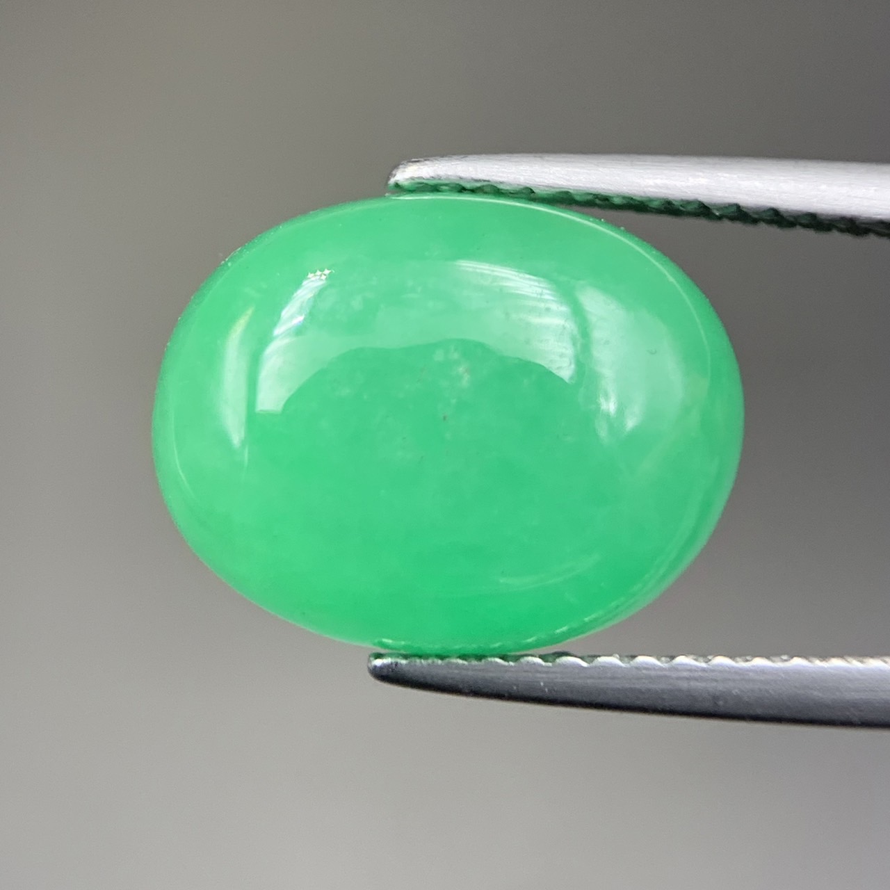 APJ-13, Apple Type Green Type B Jadeite Cabochon
