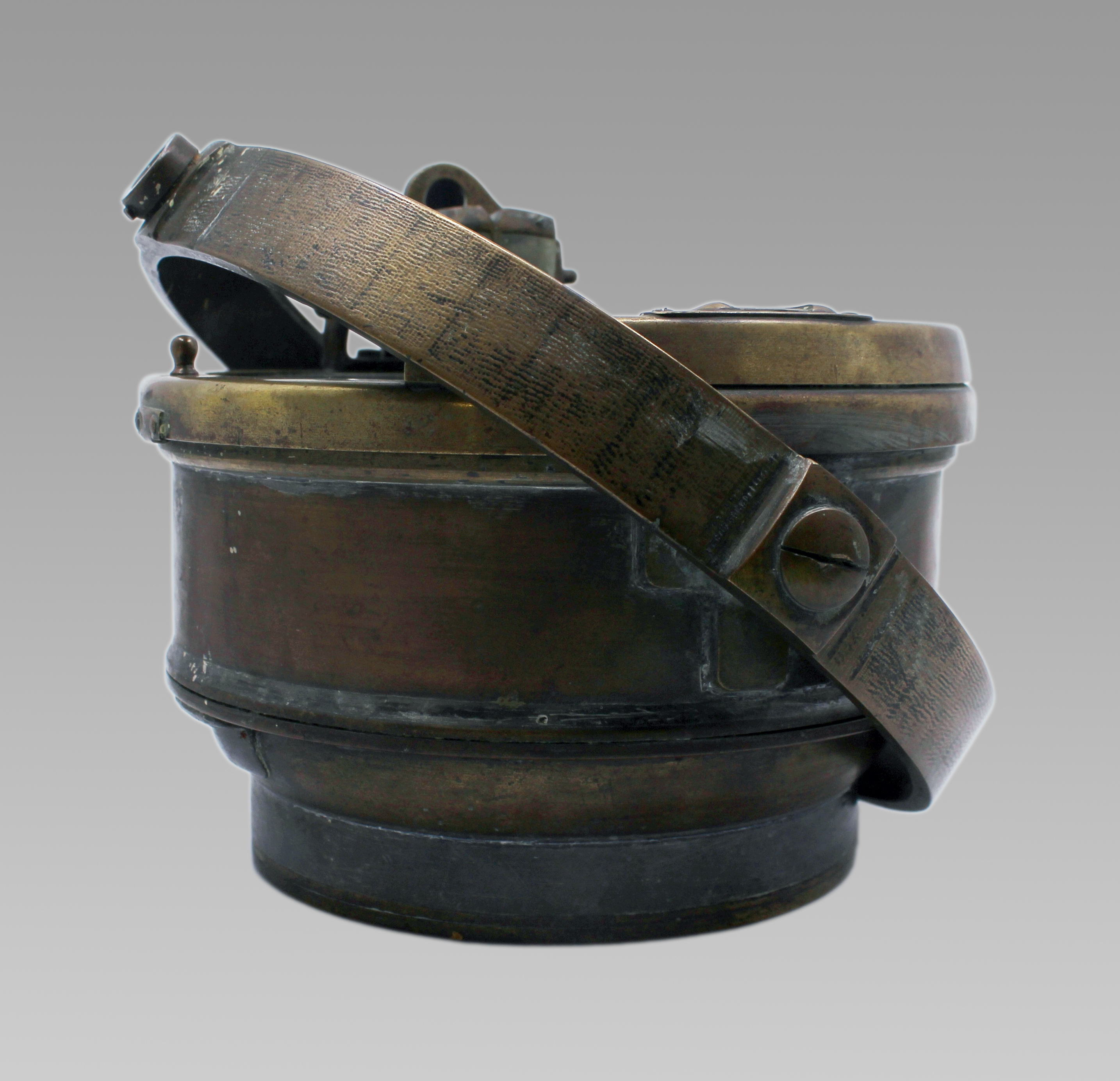 Early 20th Century Bronze and Brass Gimballed Ship's Compass by F. Smith & Sons