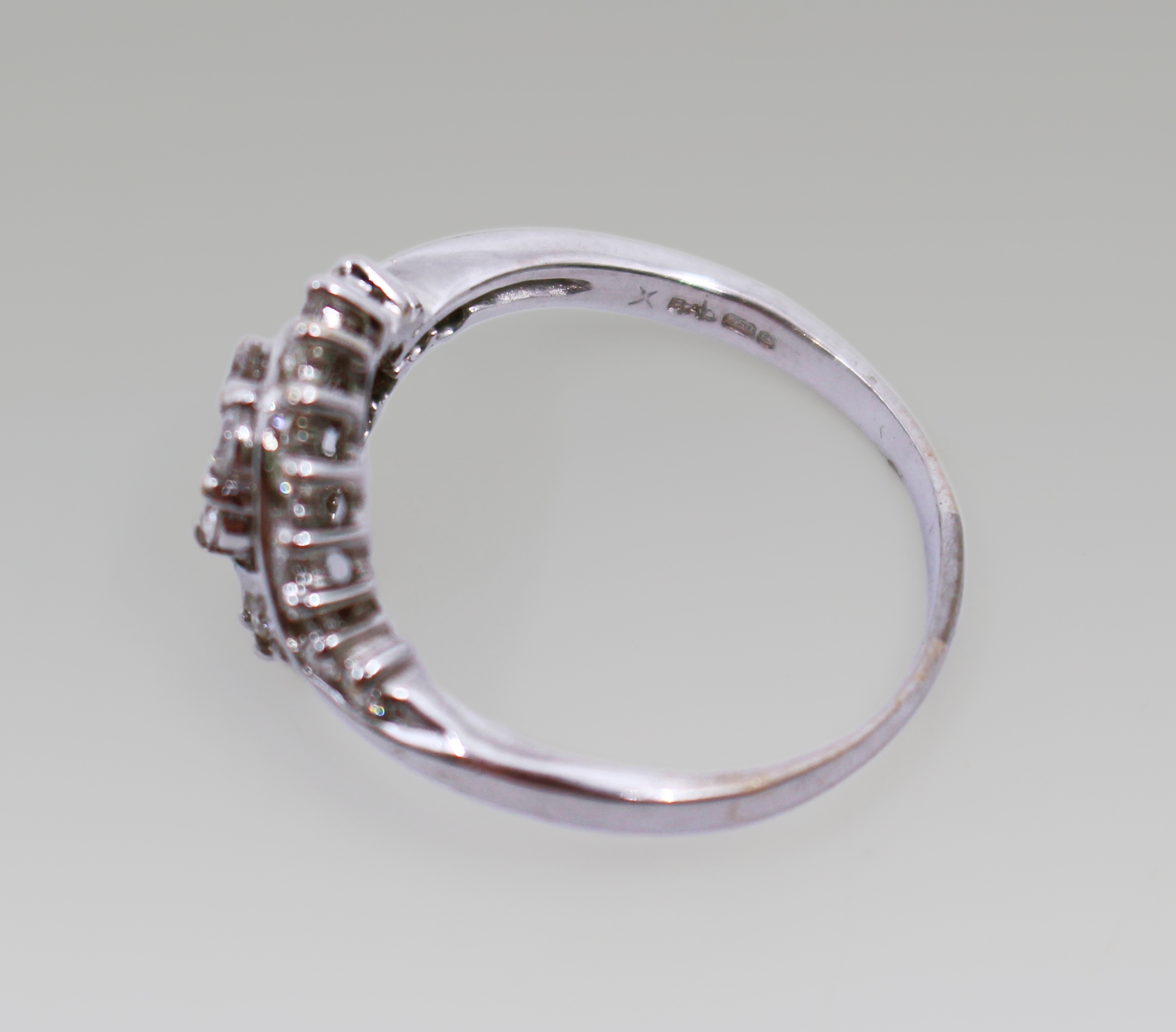 Elegant Diamond Fancy Cluster Ring - 18ct White Gold