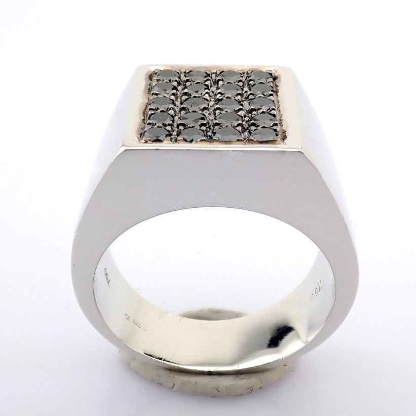 Natural Diamond 18K White Gold Ring
