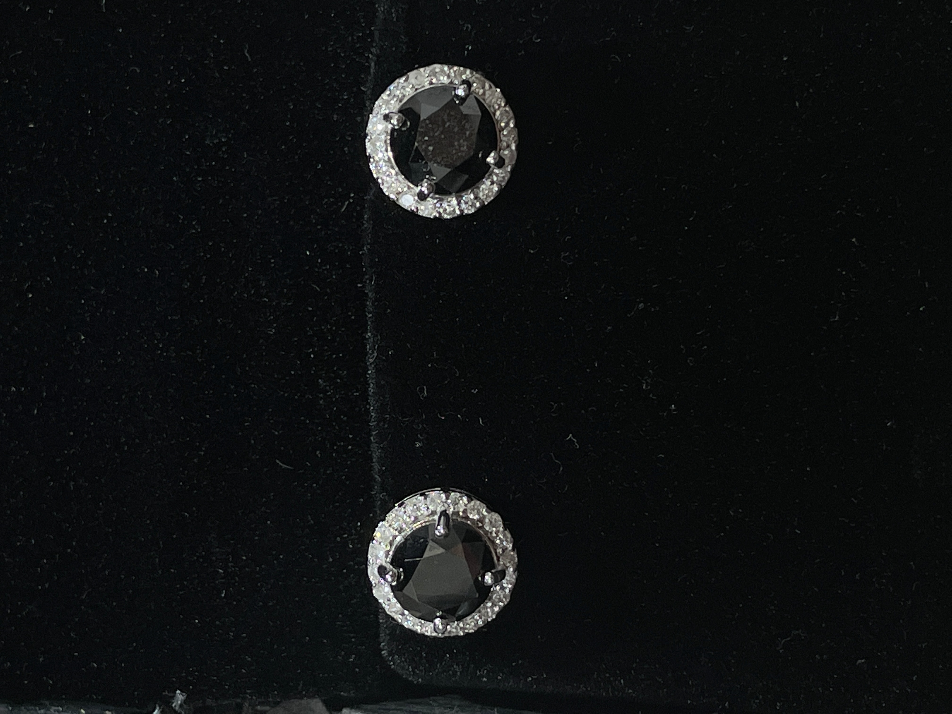 Beautiful Natural 3.84 CT Black Diamond Earrings Natural Diamonds & 18k Gold