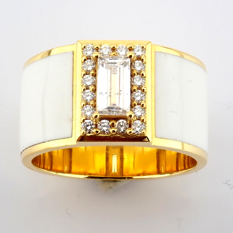 Natural Diamond 18K Yellow Gold Ring