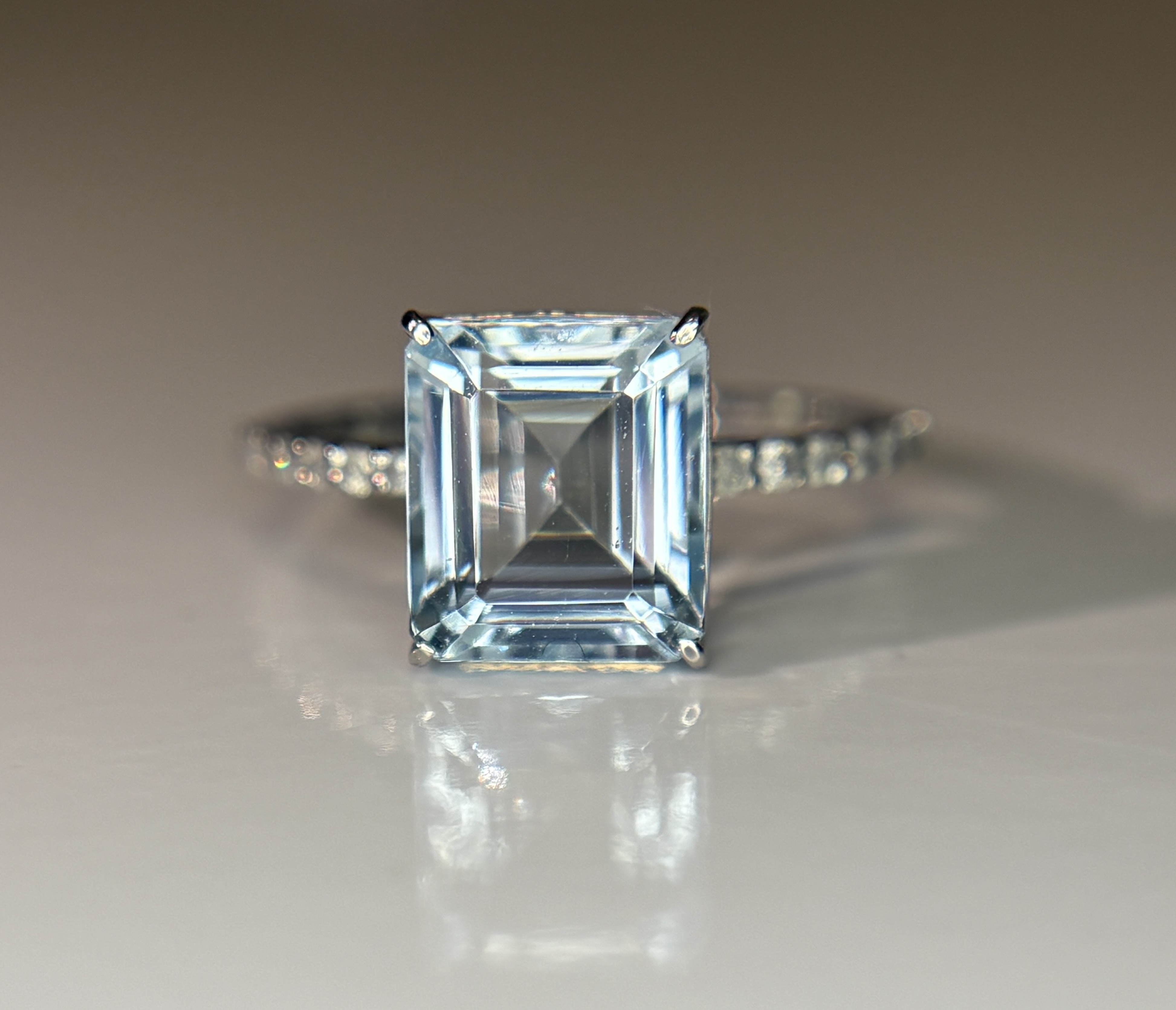 Beautiful 3.34 CT Natural Aquamarine Ring With Natural Diamonds & 950 Platinum