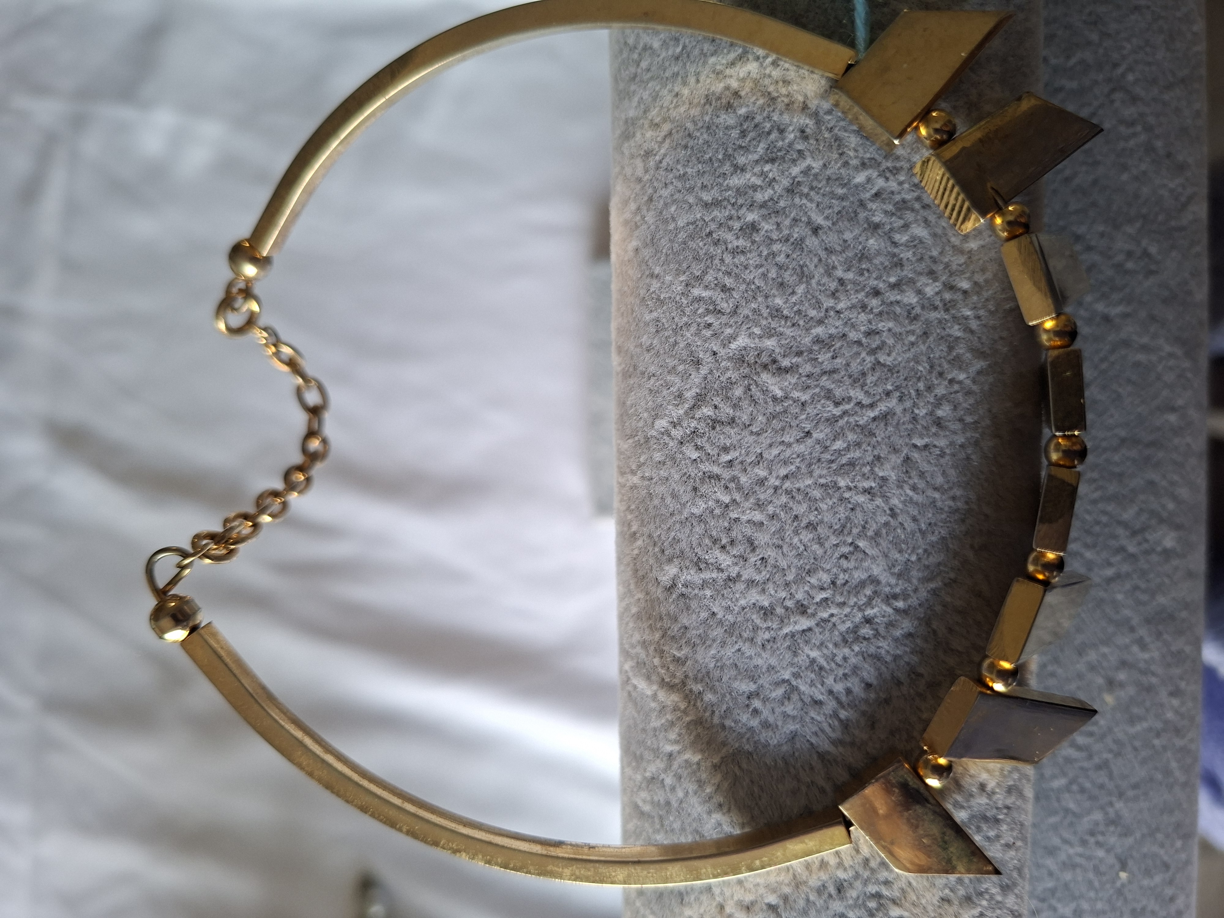 Selection of Vintage Jewellery Items