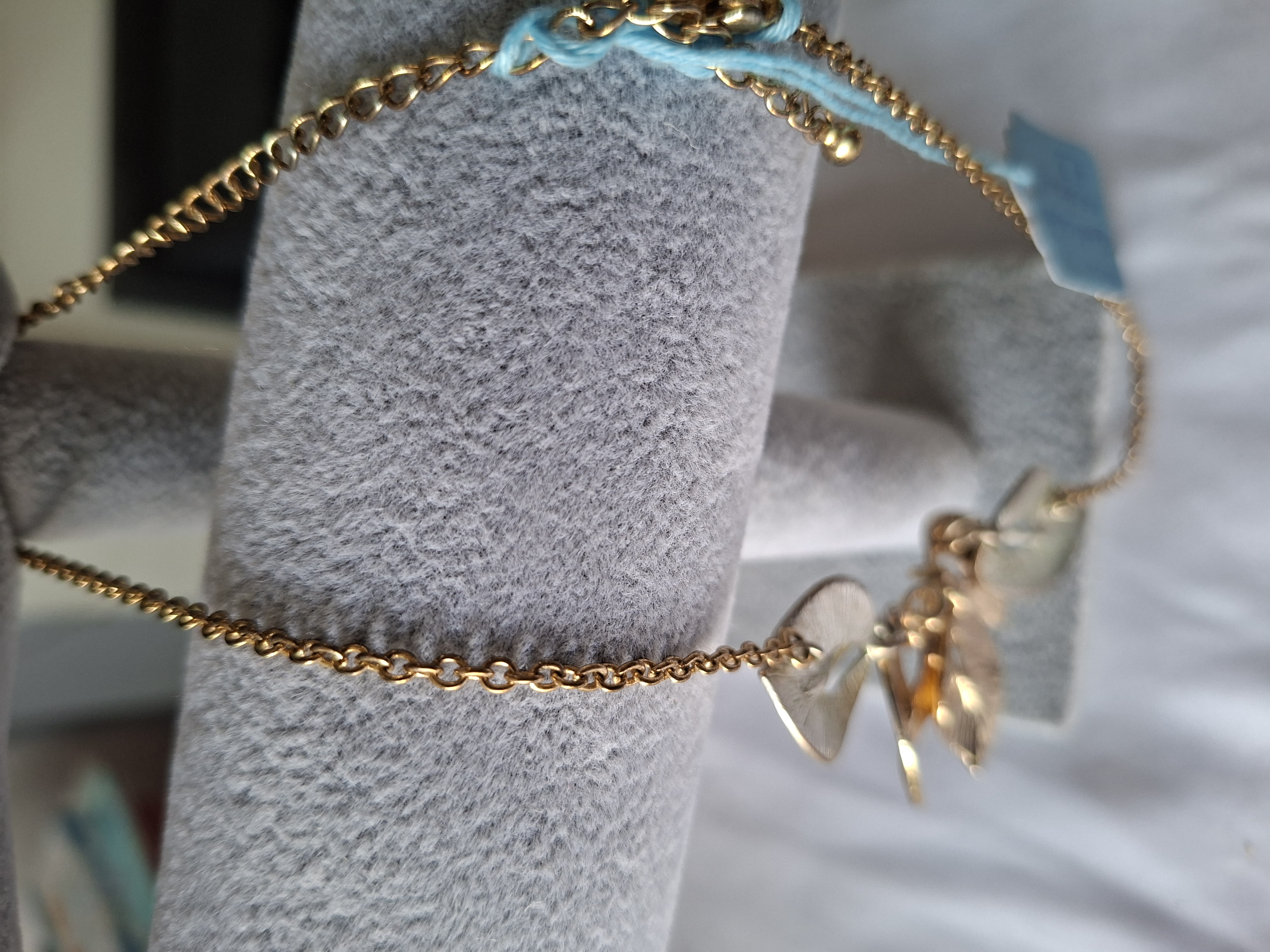 Selection of Vintage Jewellery Items
