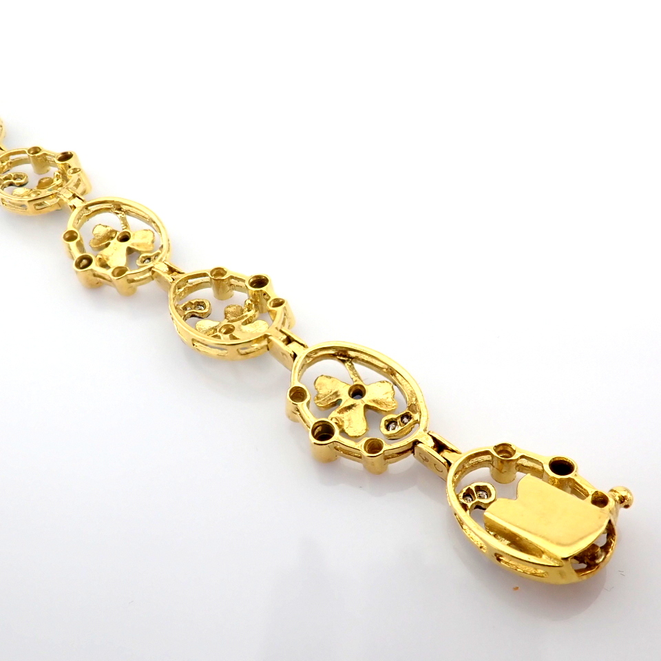 Natural Diamond 18K Yellow Gold Bracelet