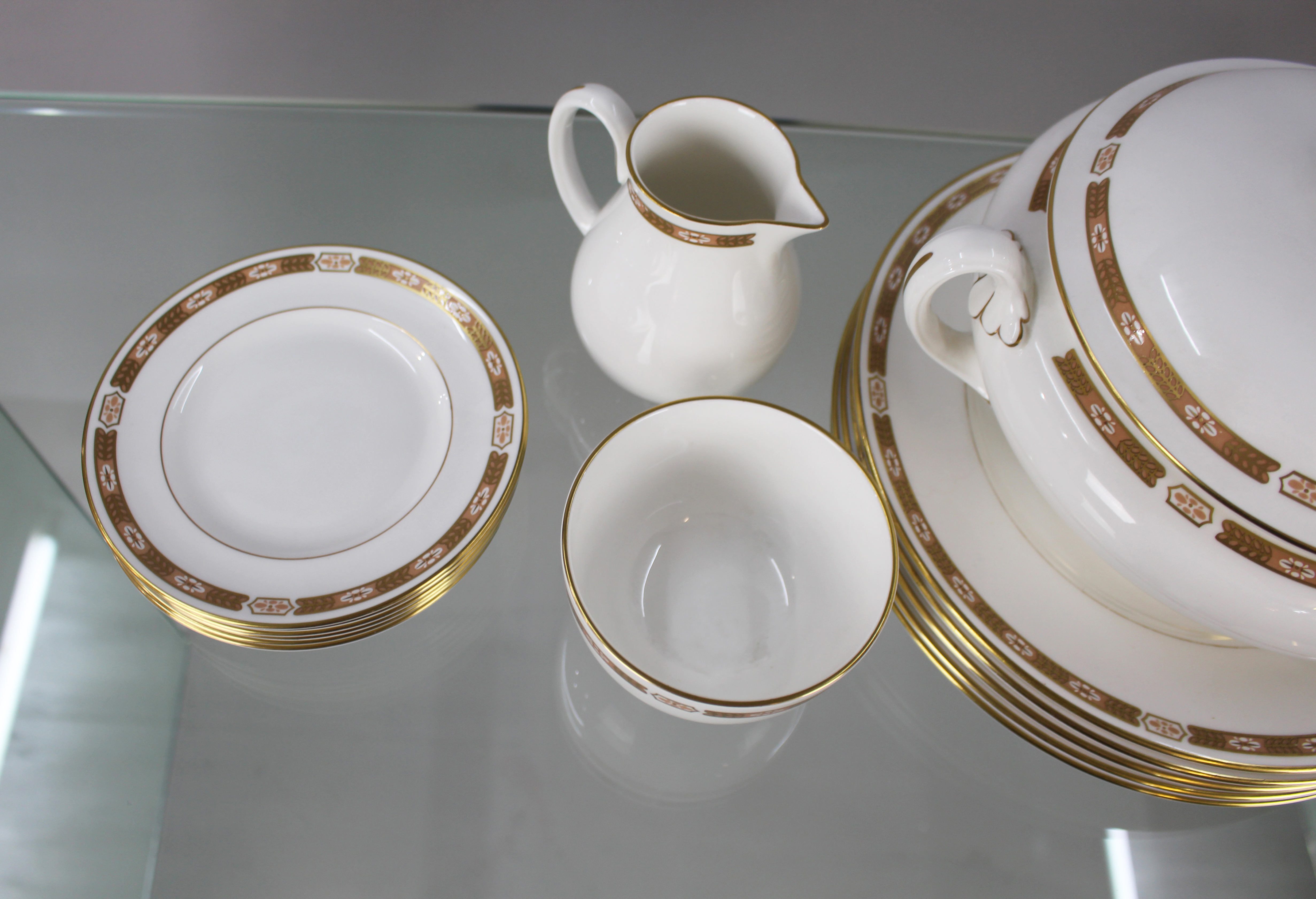 Royal Worcester Grosvenor White & Gold Part Dinner Service