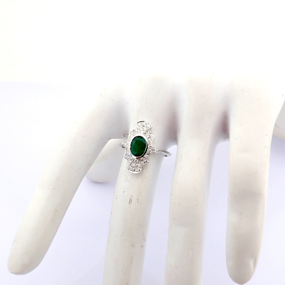 Natural Diamond 18K White Gold Ring