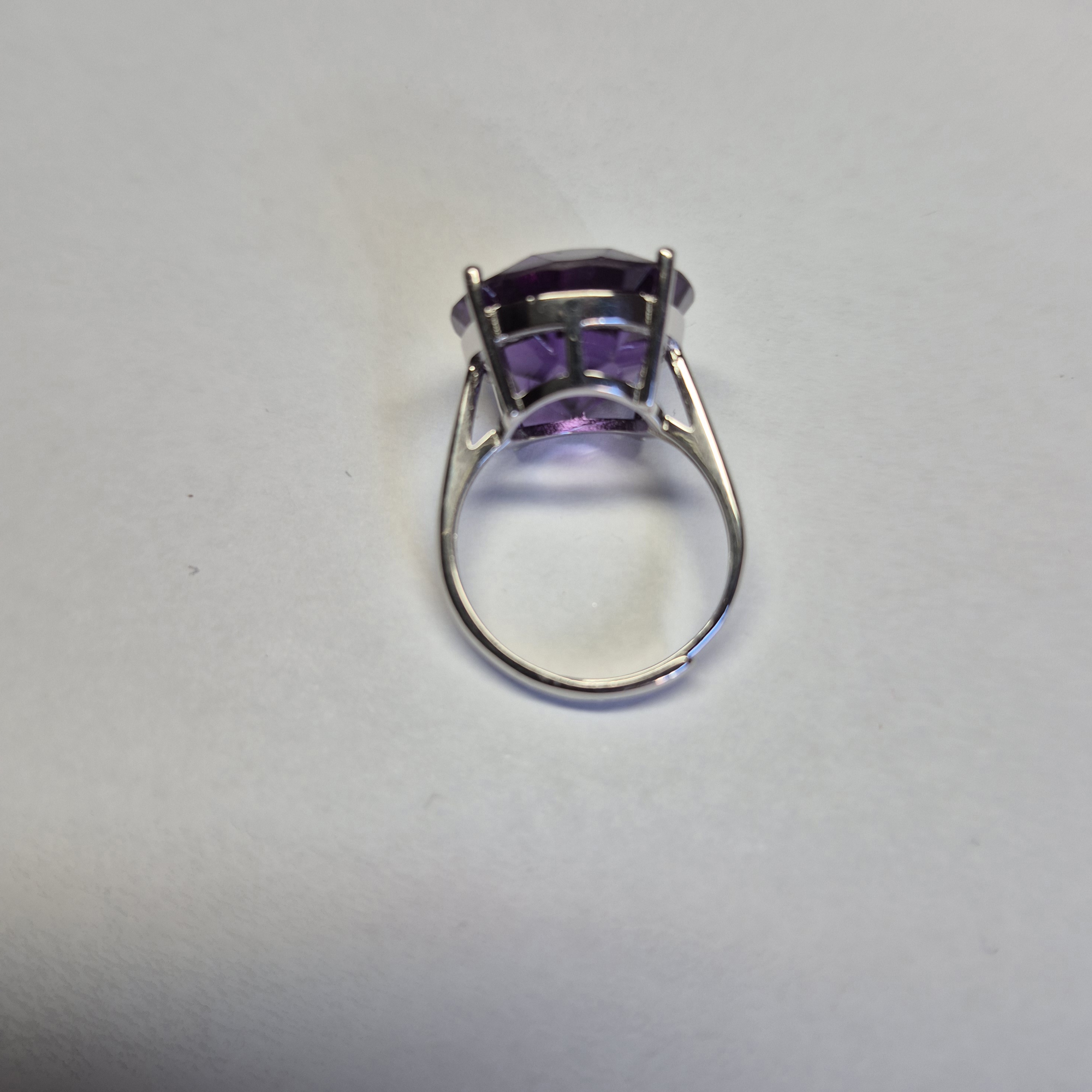 Large Natural Amethyst Ring 13.00 ct In Sterling Silver 925