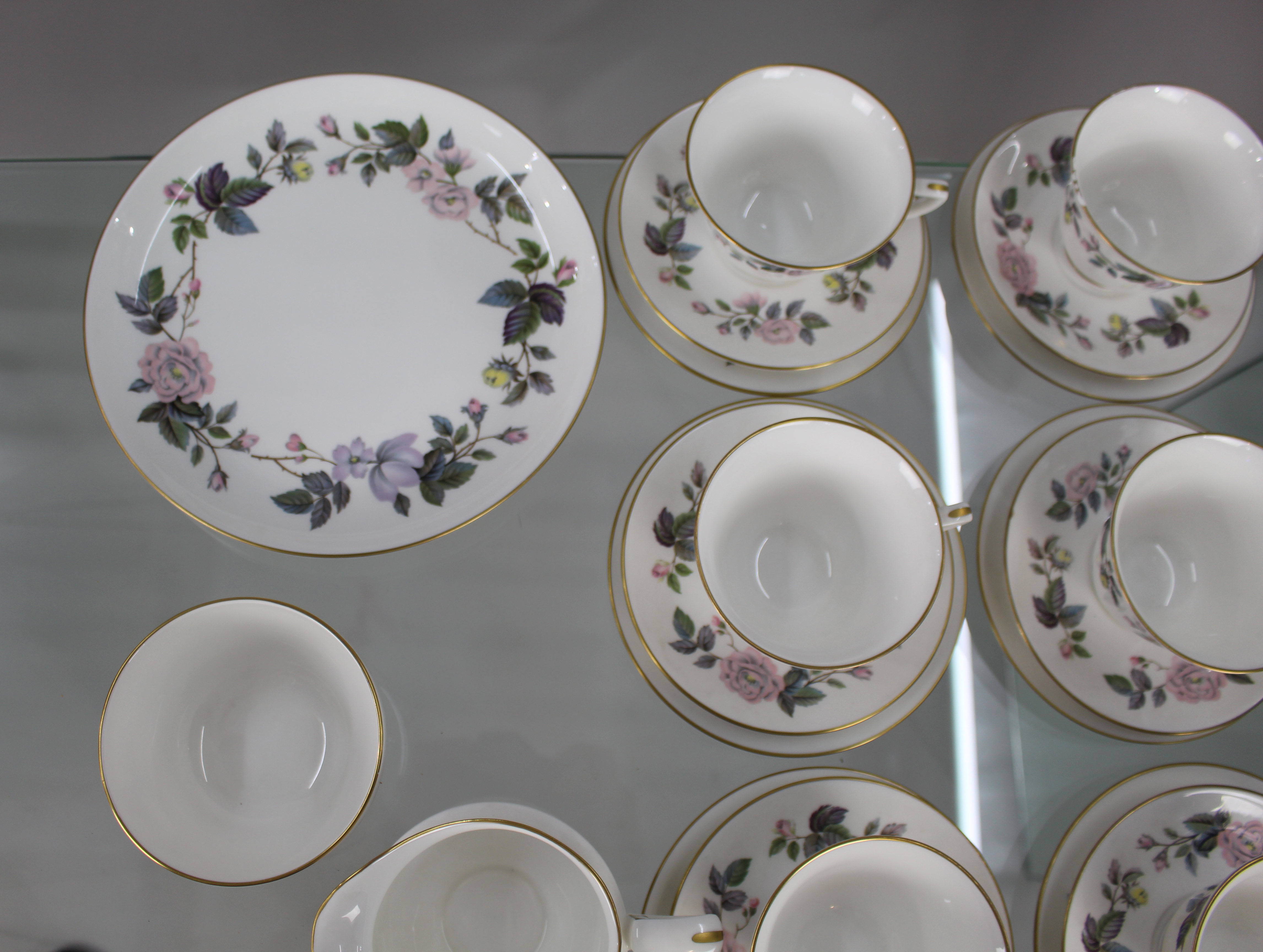 Royal Worcester “June Garland“ 6 Place Tea Service
