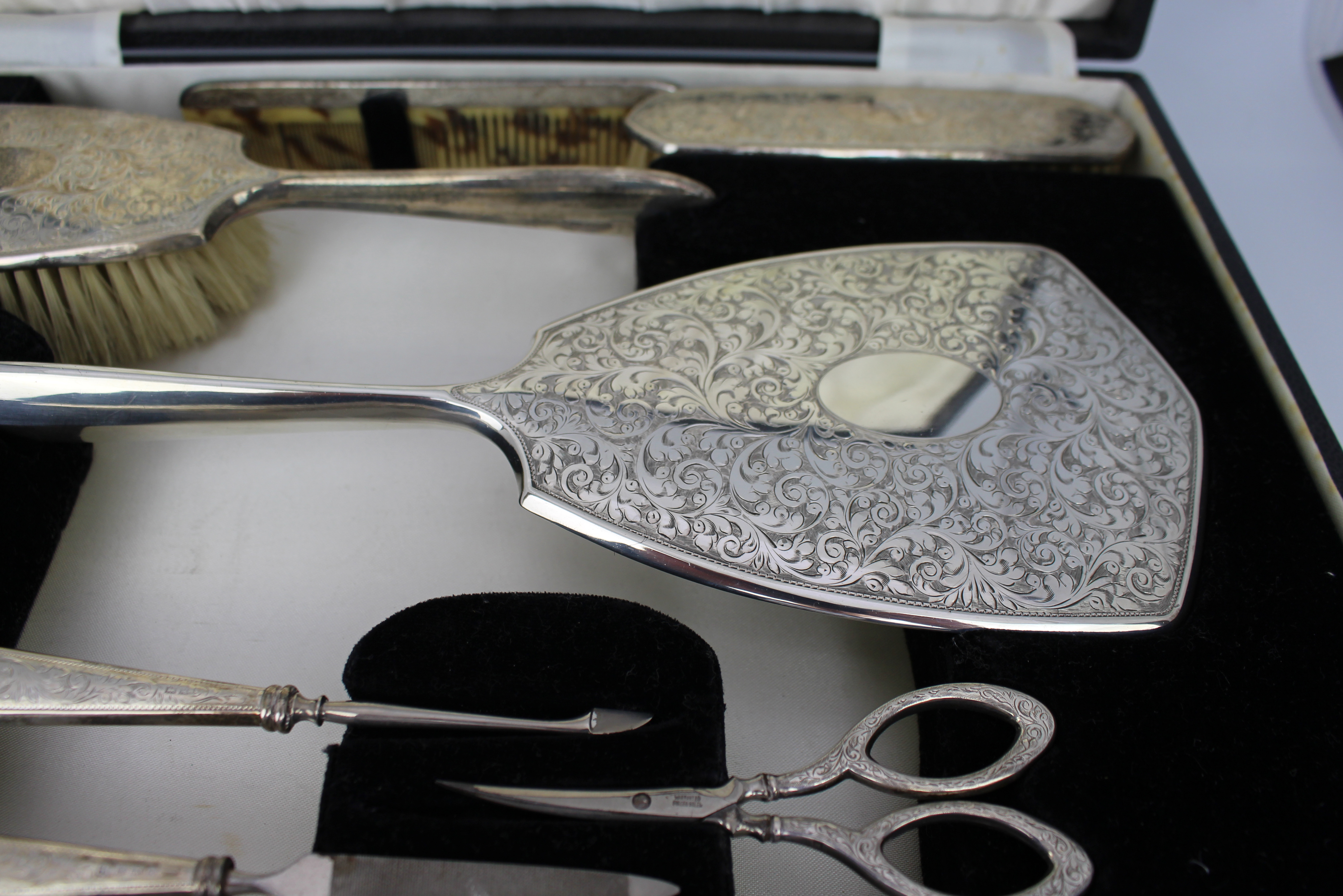 Cased Sterling Silver Vanity Set by Charles S. Green, Birmingham 1947