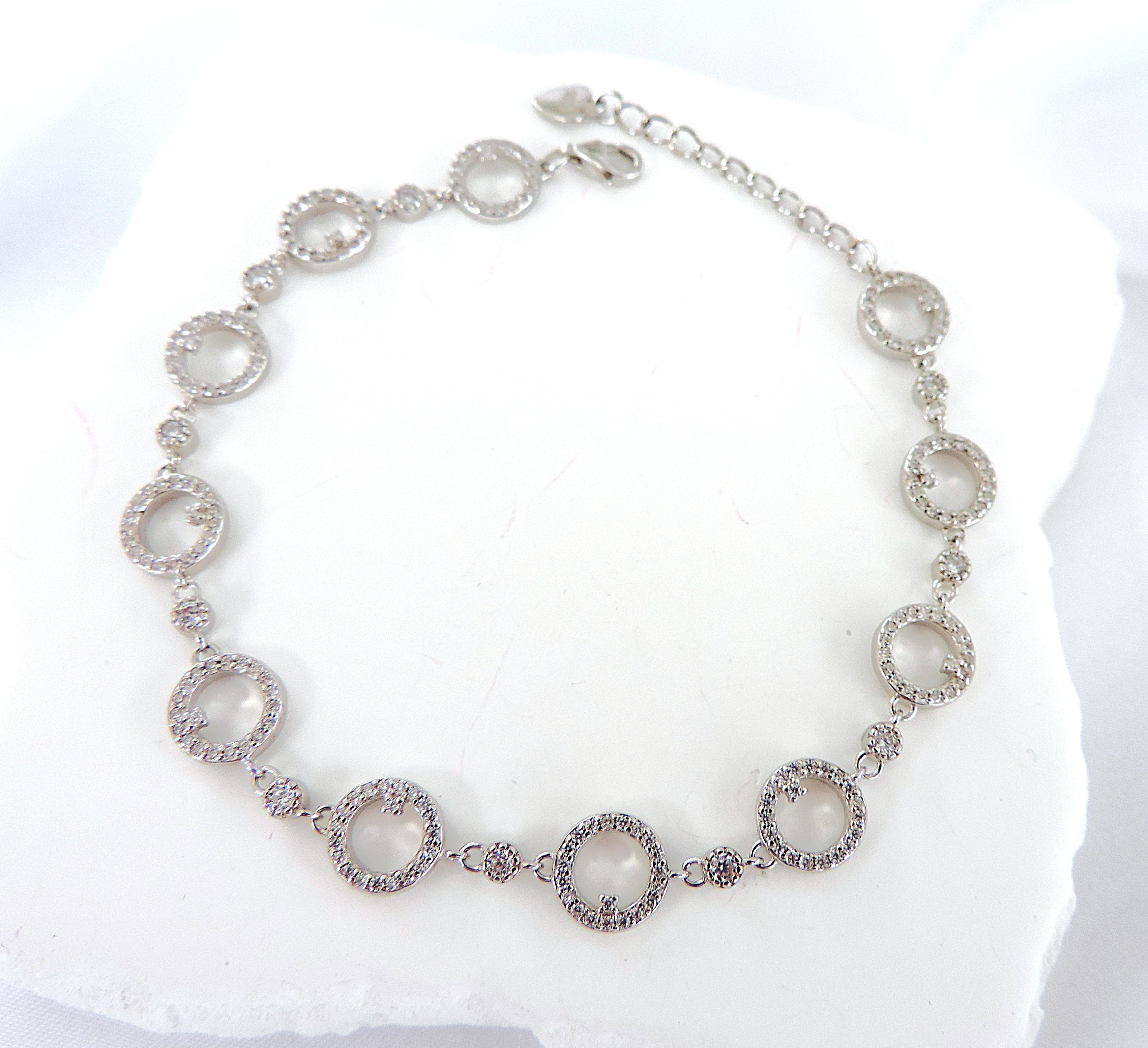 925 Silver White Zircon Gemstone Open Circles Bracelet 'New'