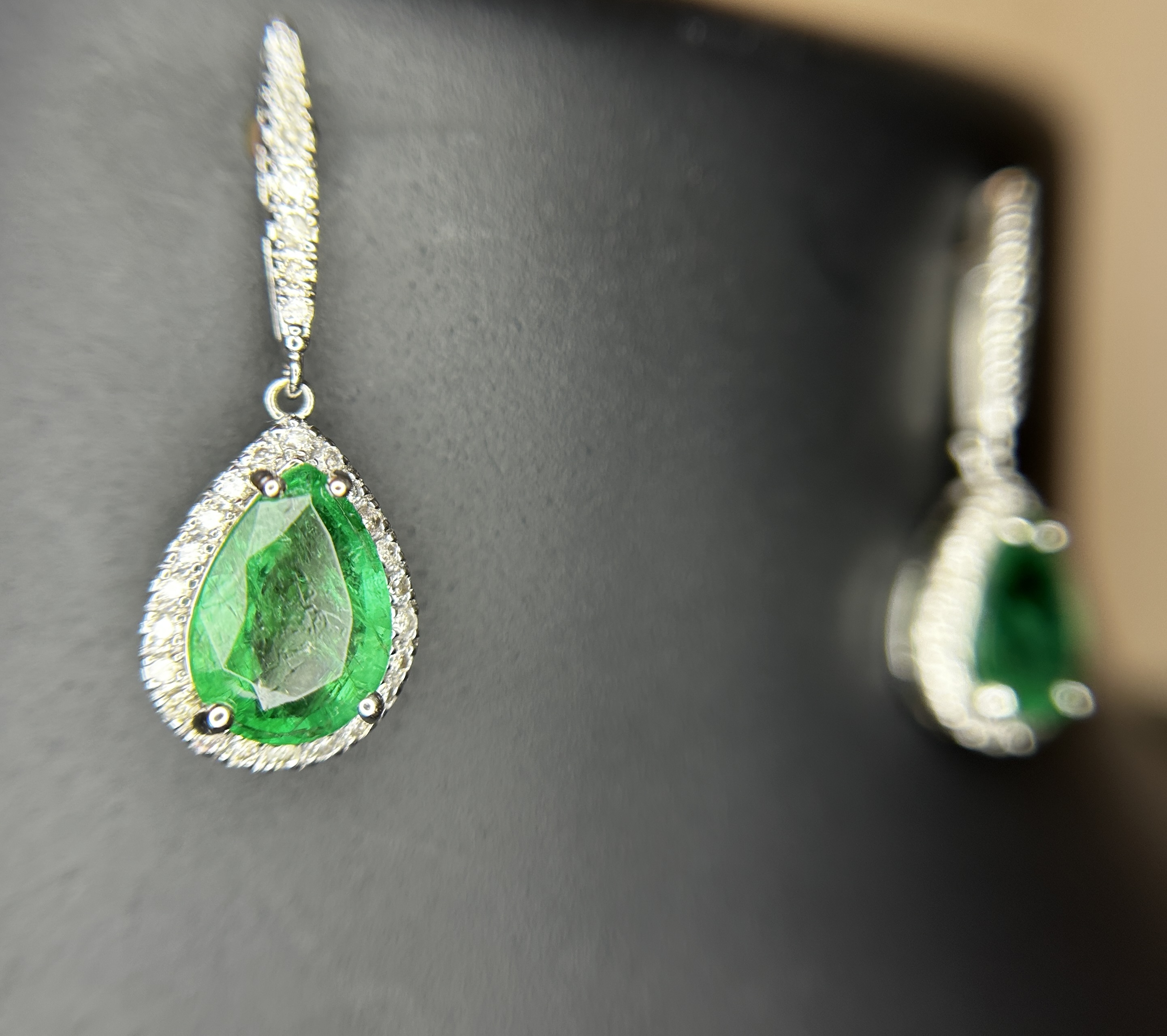 Beautiful 3.21ct Natural Emerald Earrings With Natural Diamonds & 18k Gold