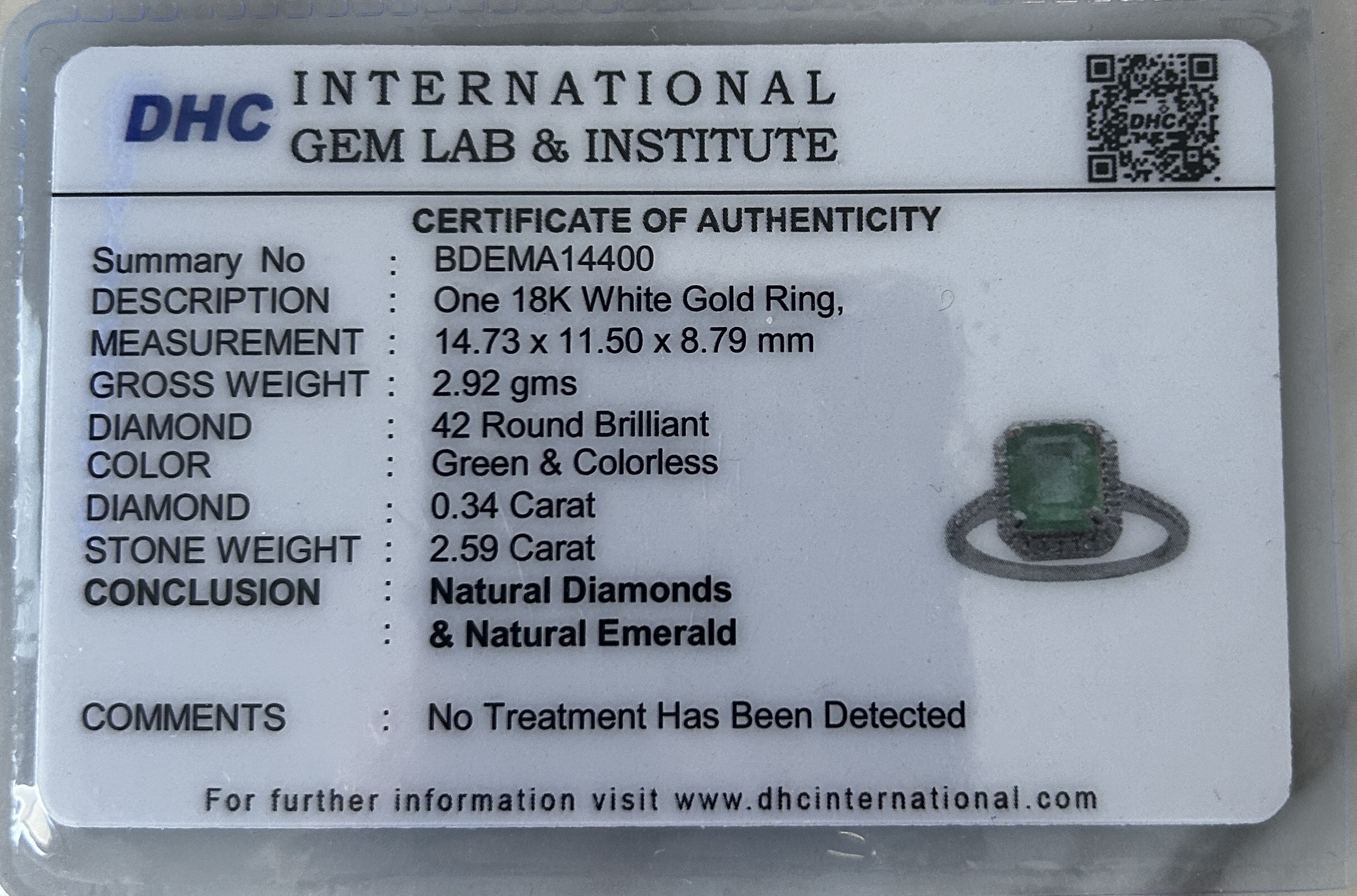 Beautiful 2.59ct Natural Columbian Emerald With Natural Diamonds & 18k Gold