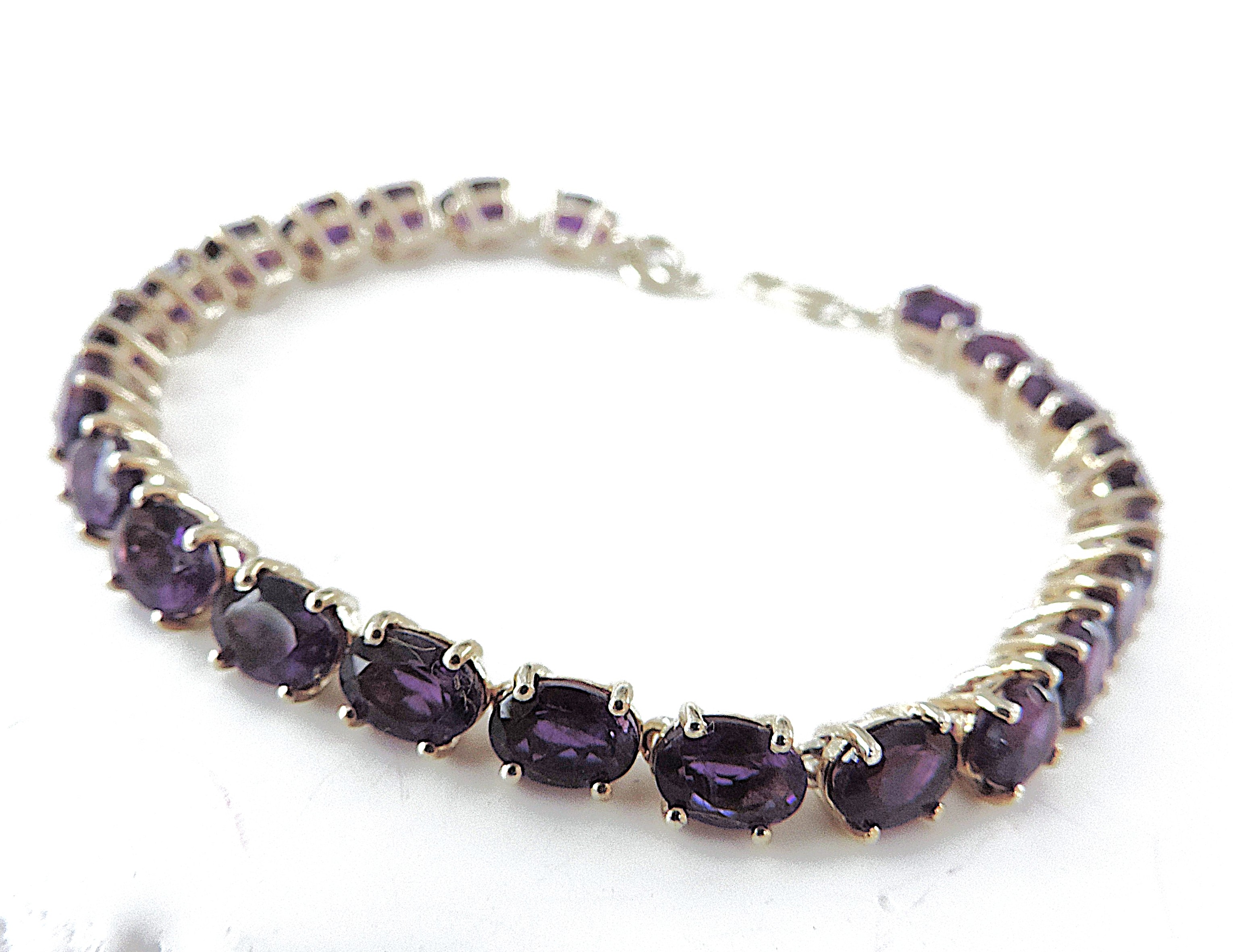 925 Silver 10.35 Carat Amethyst Gemstone Tennis Bracelet