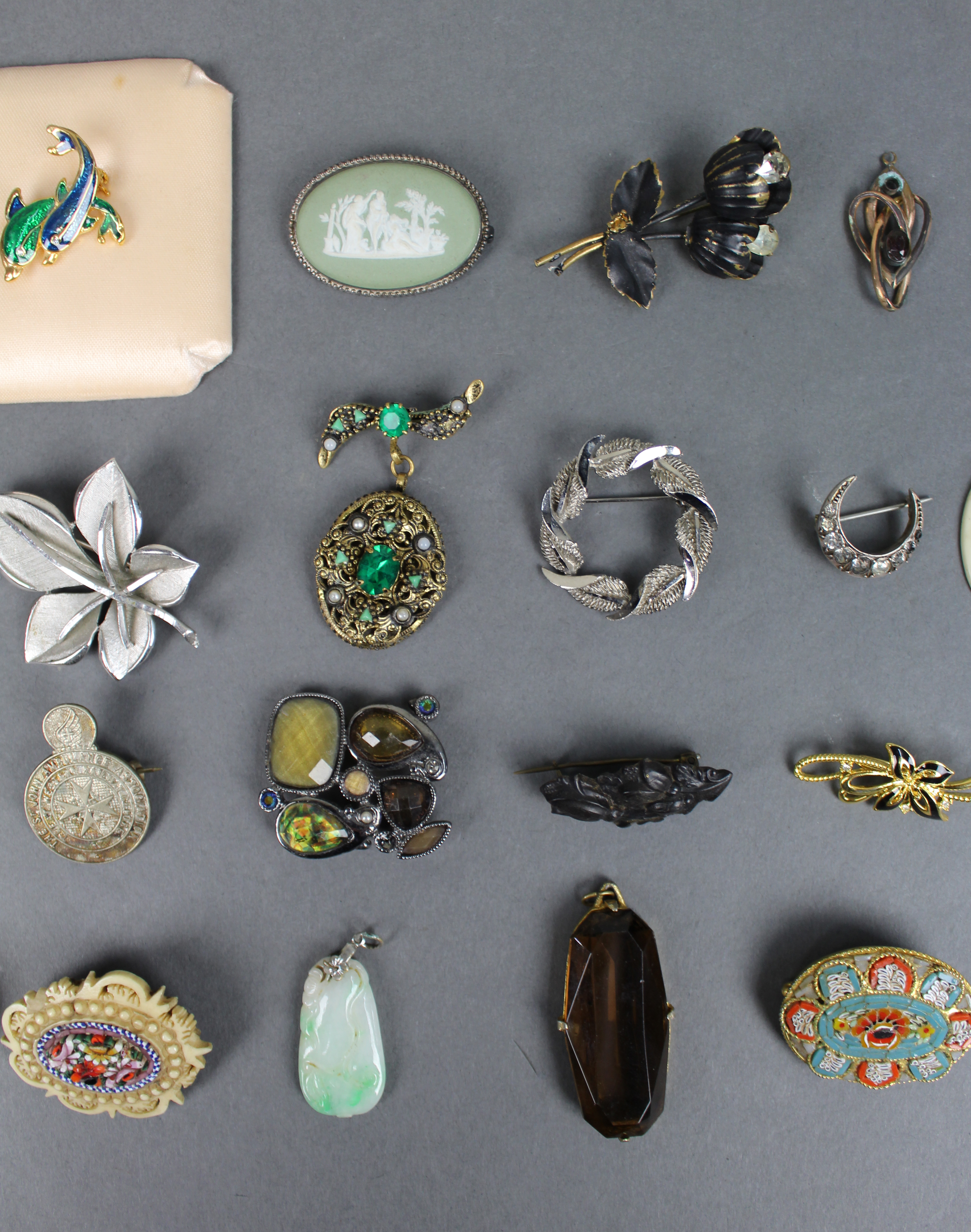 Collection of Vintage Brooches