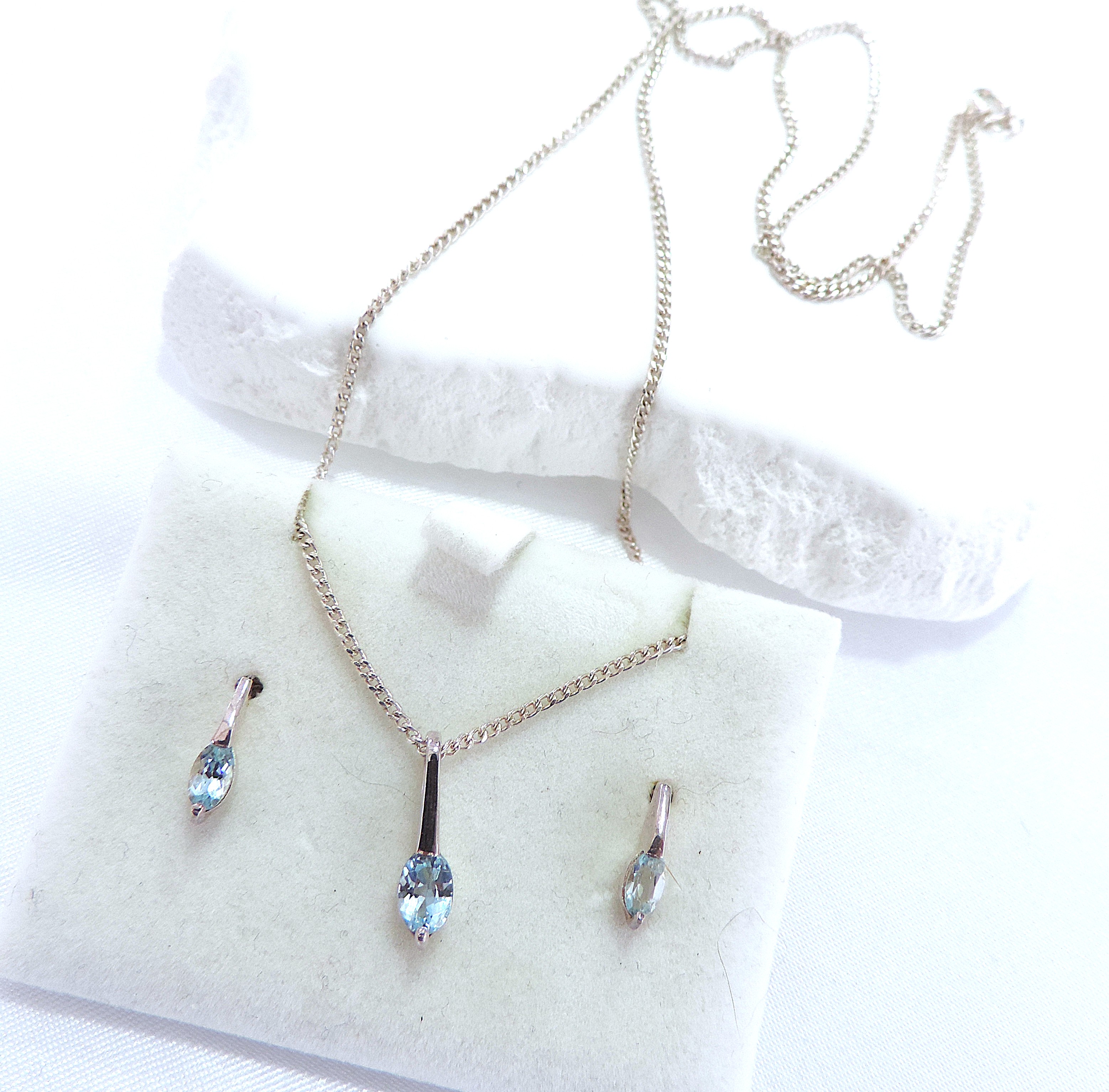 925 Silver Blue Topaz Necklace & Earrings Set 'New Boxed'