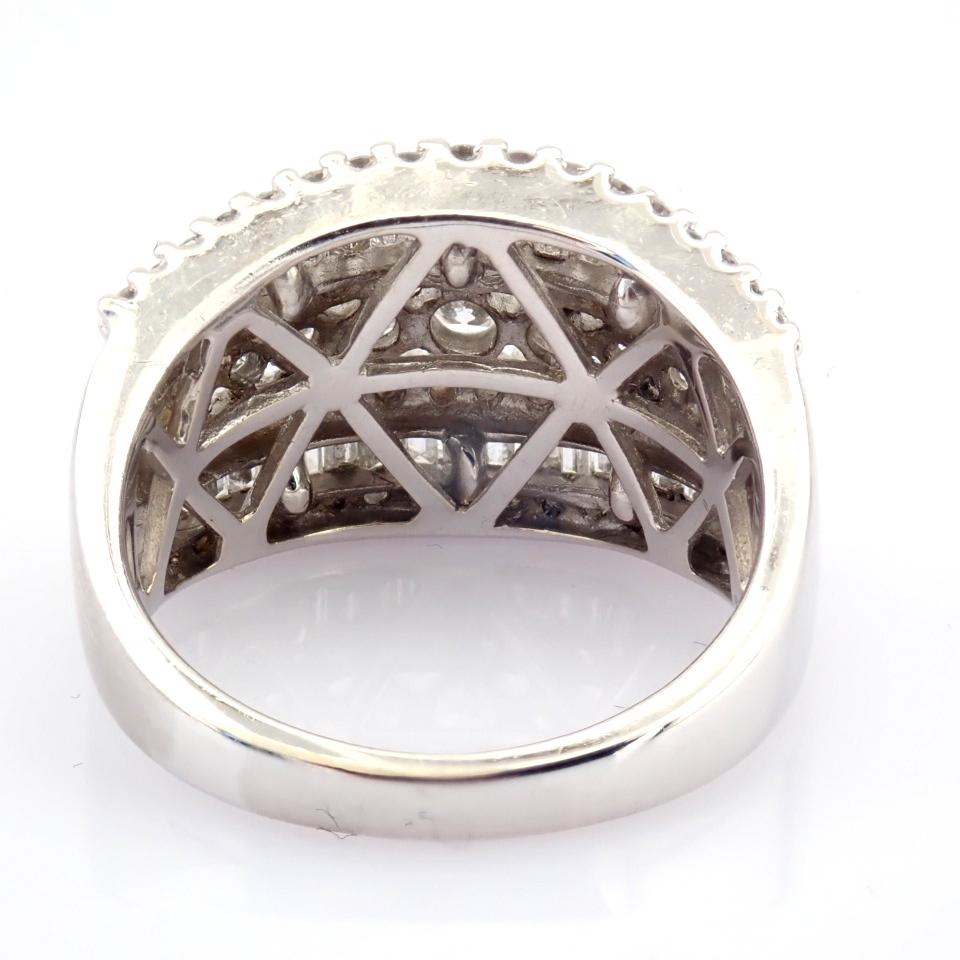 Natural Diamond 18K White Gold Ring