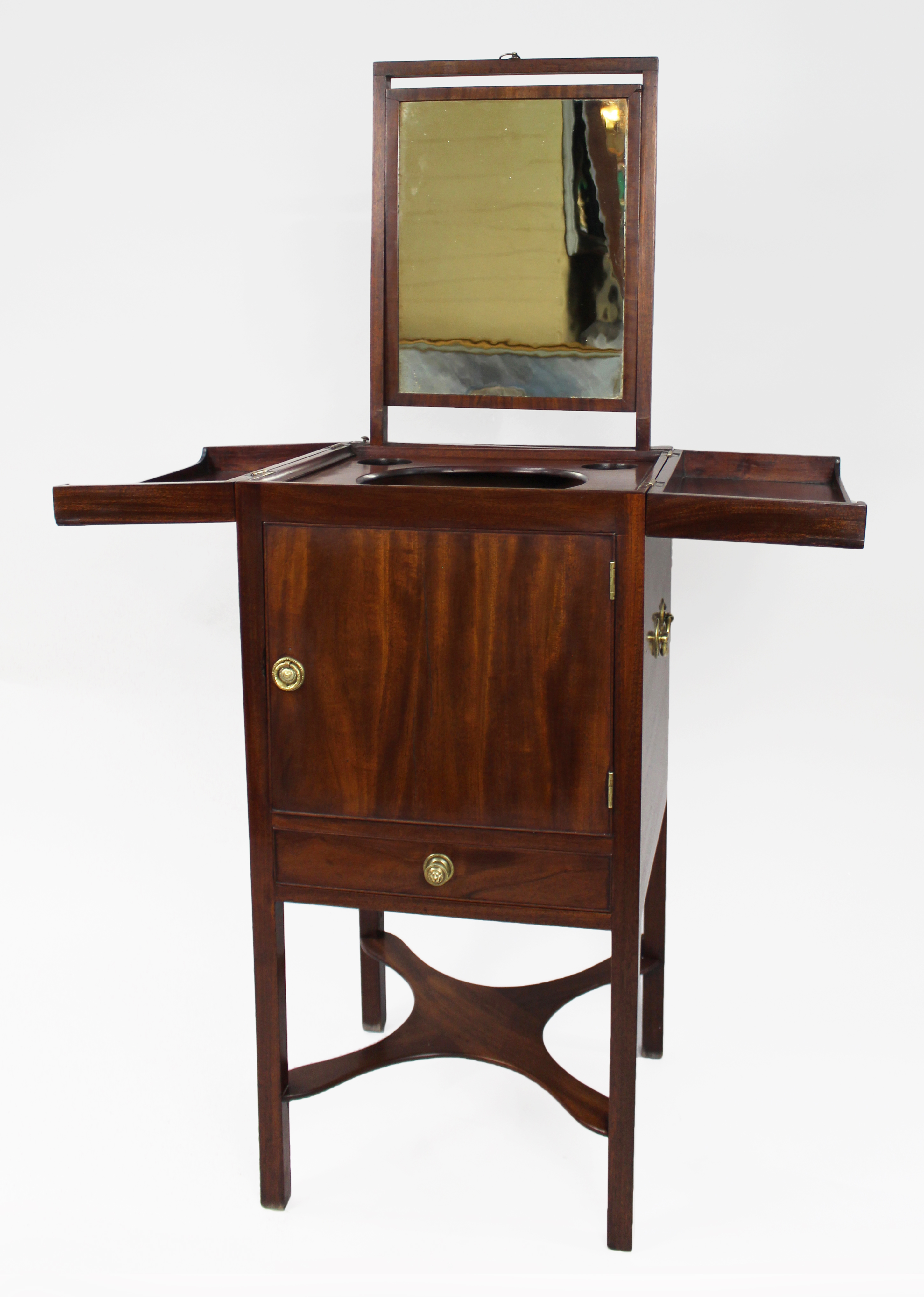 George III Mahogany Vanity Stand