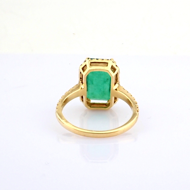 Natural Diamond 18K Yellow Gold Ring