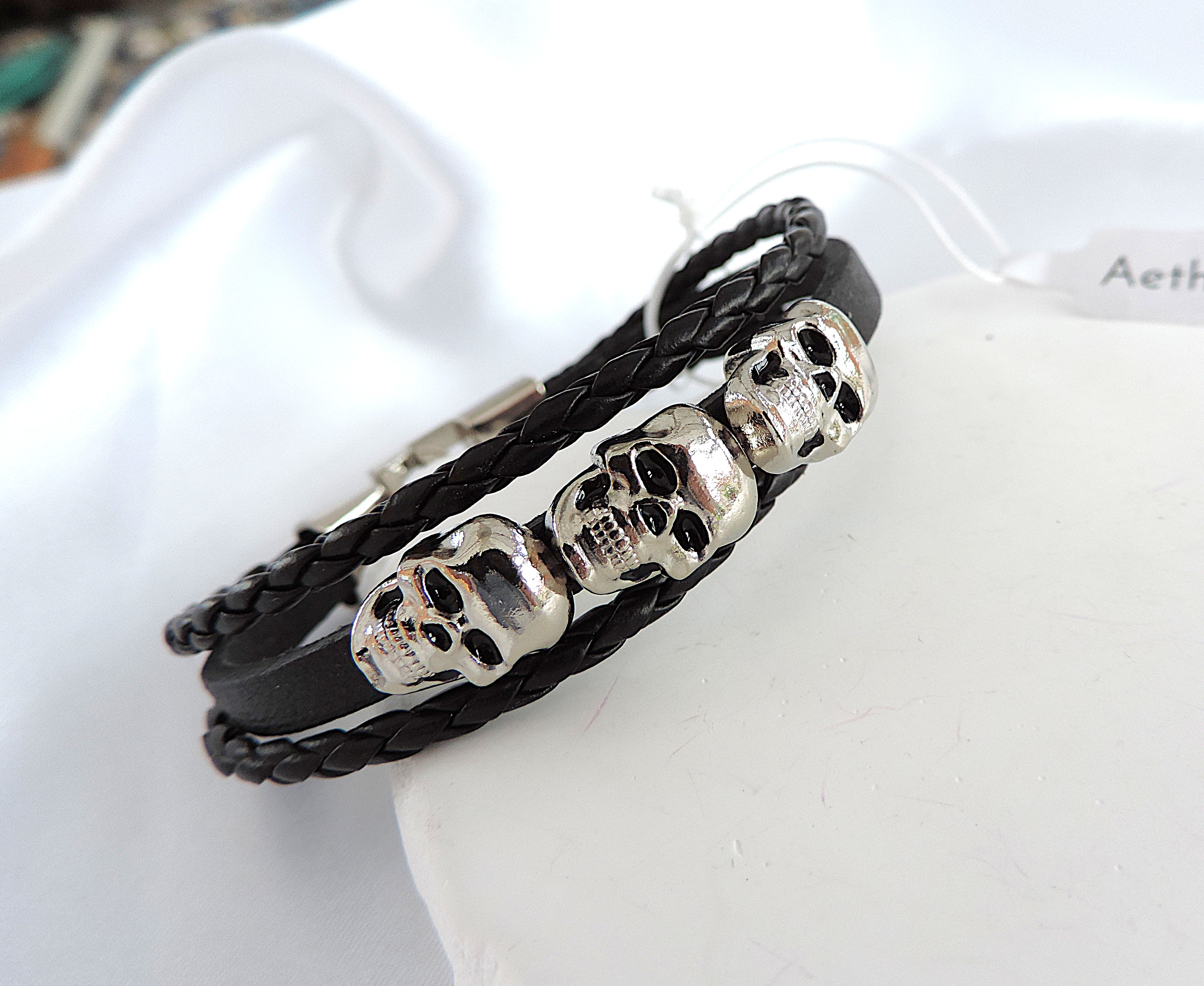 Aethon Men's Leather Braided Triple Skull Bracelet 'NEW'