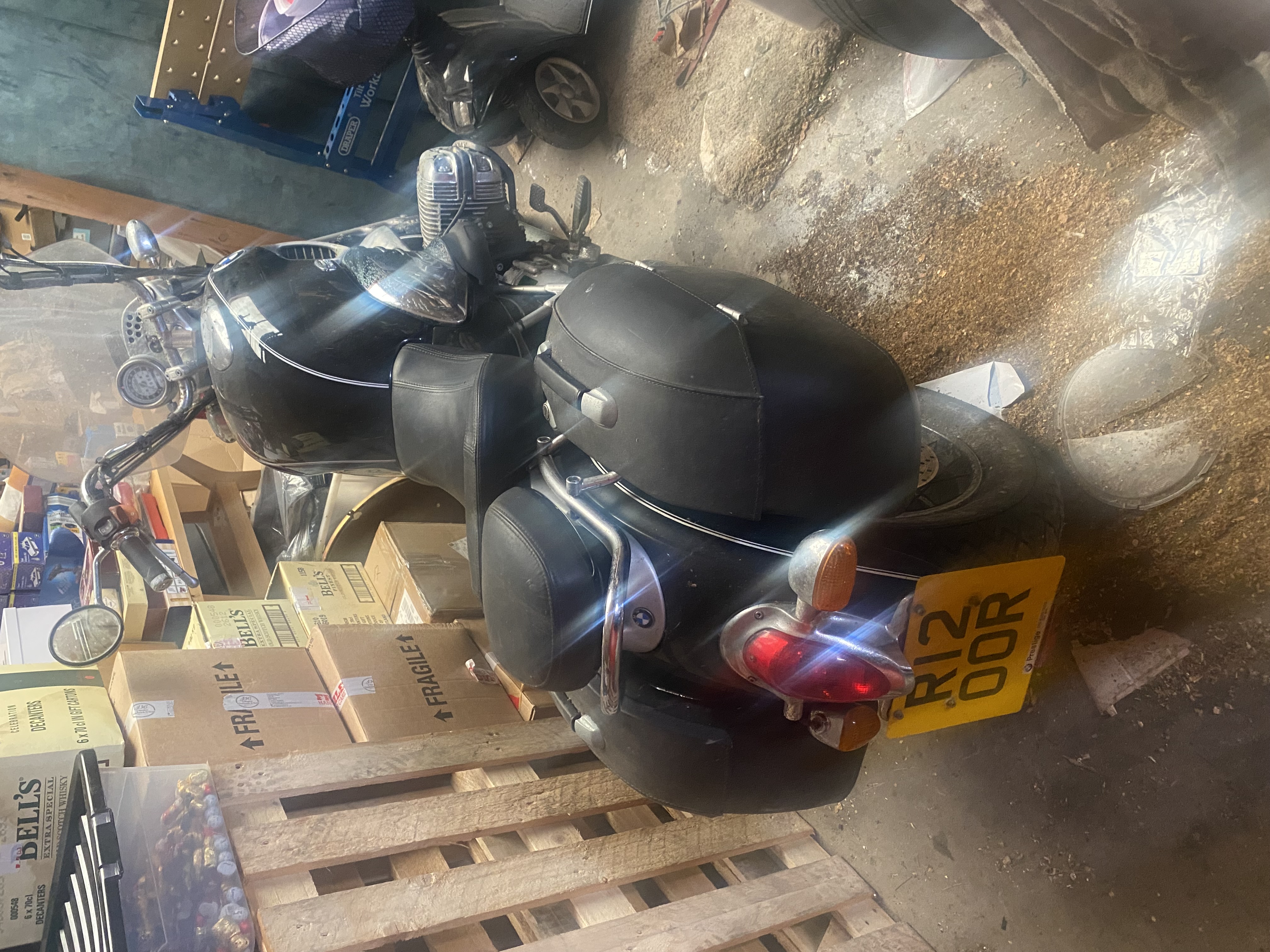 BMW R12