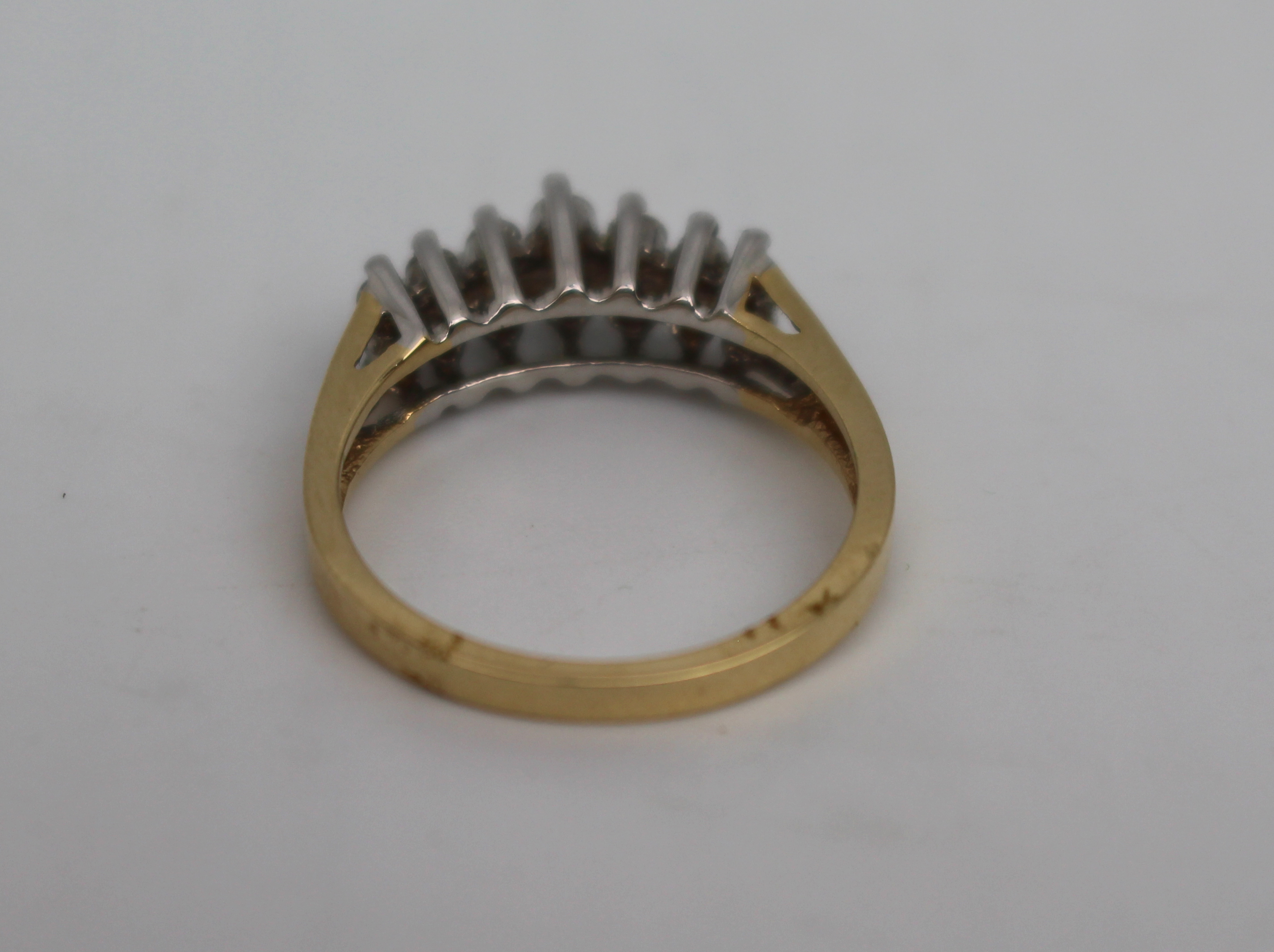 14 Stone Diamond Ring