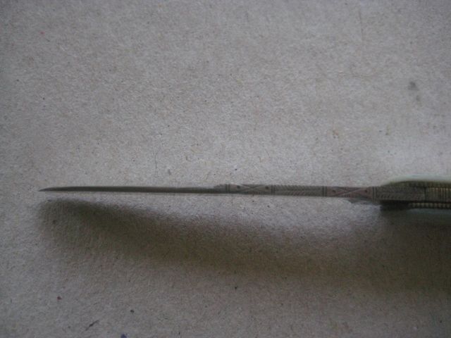 Antique Mother of Pearl Hafted Twin Bladed Penknife, c1900