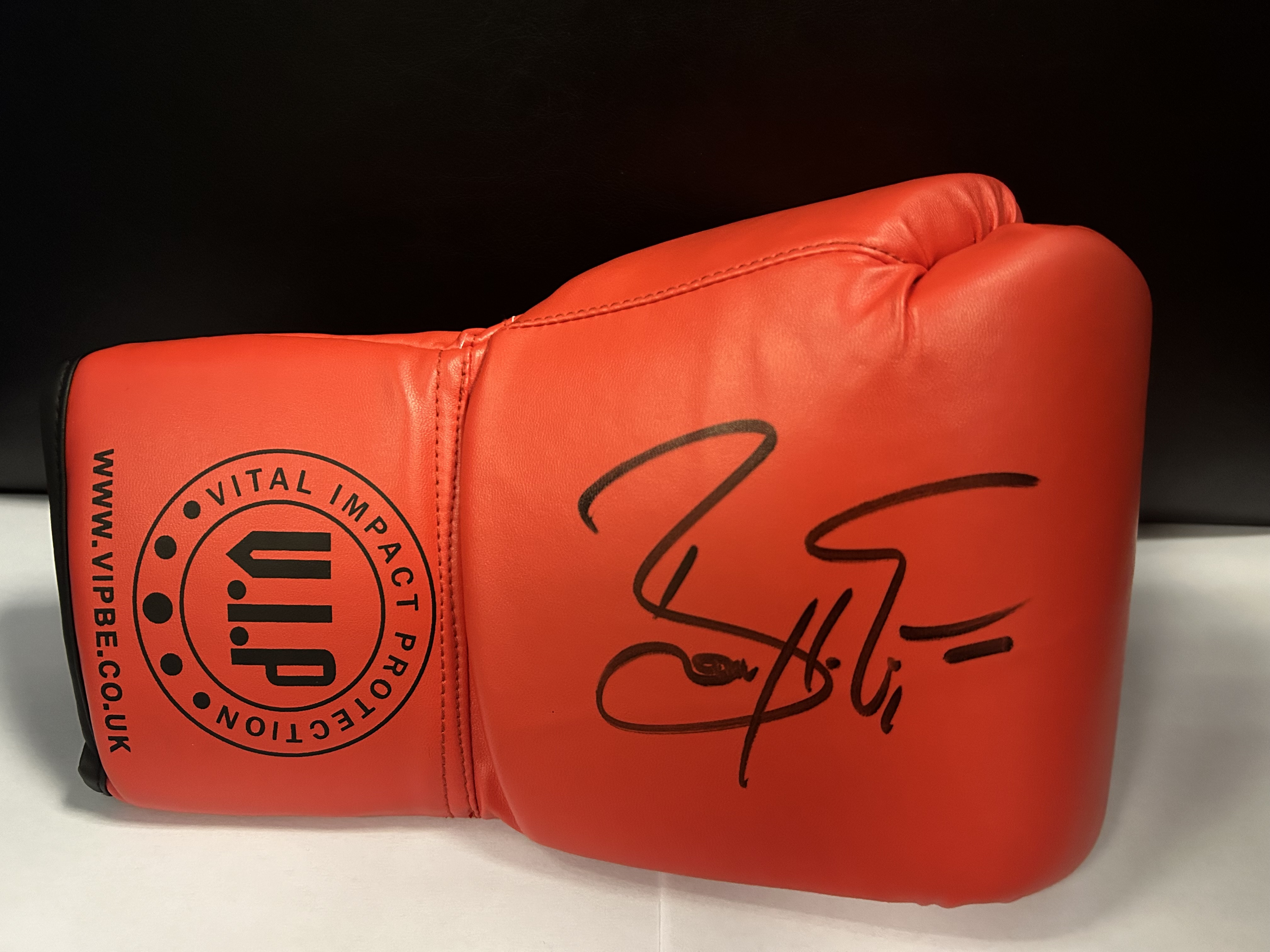 Barry Mcguigan Signed Glove