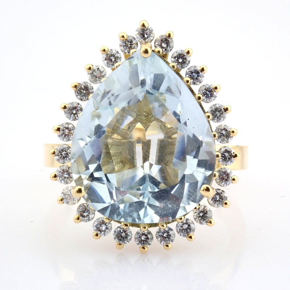 Natural Diamond 18K Yellow Gold Ring