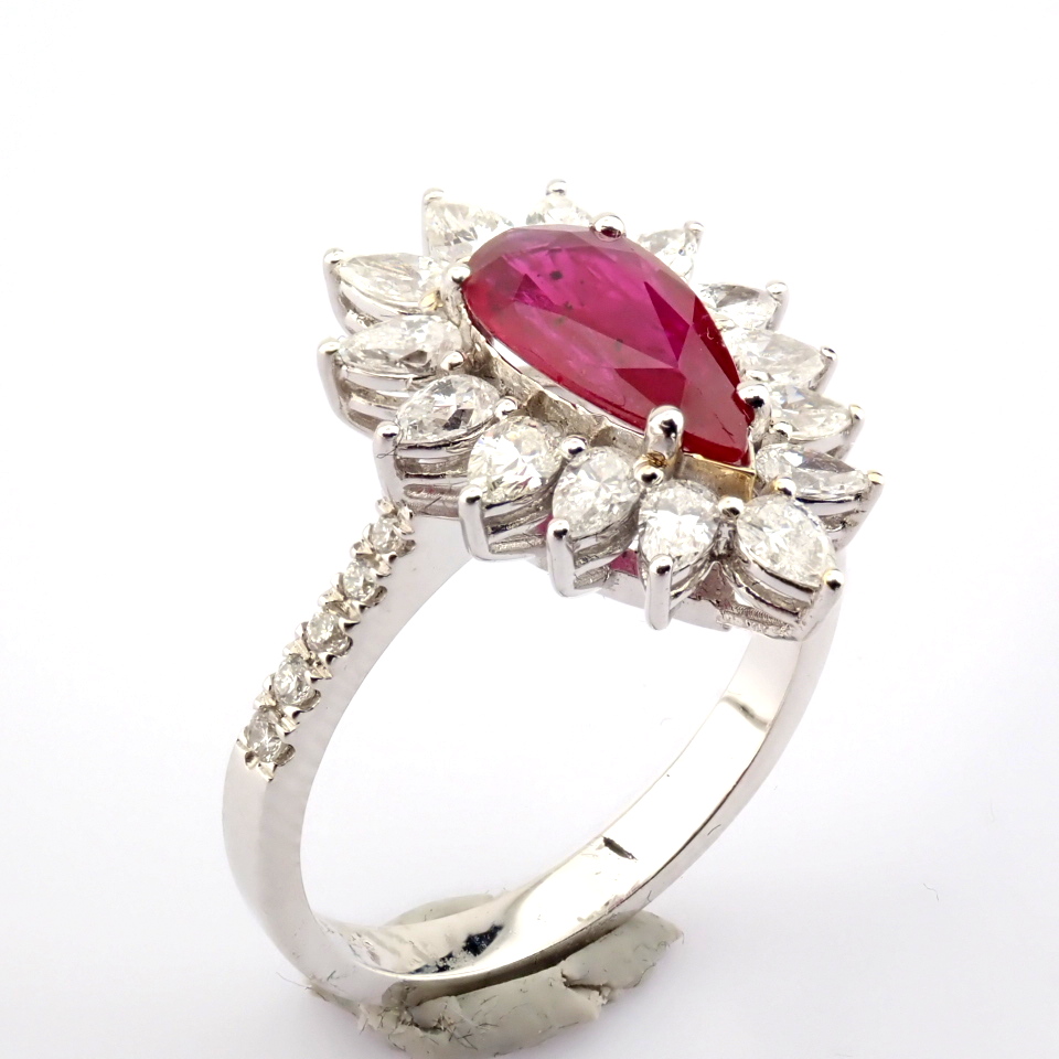 Natural Diamond 18K White Gold Ring