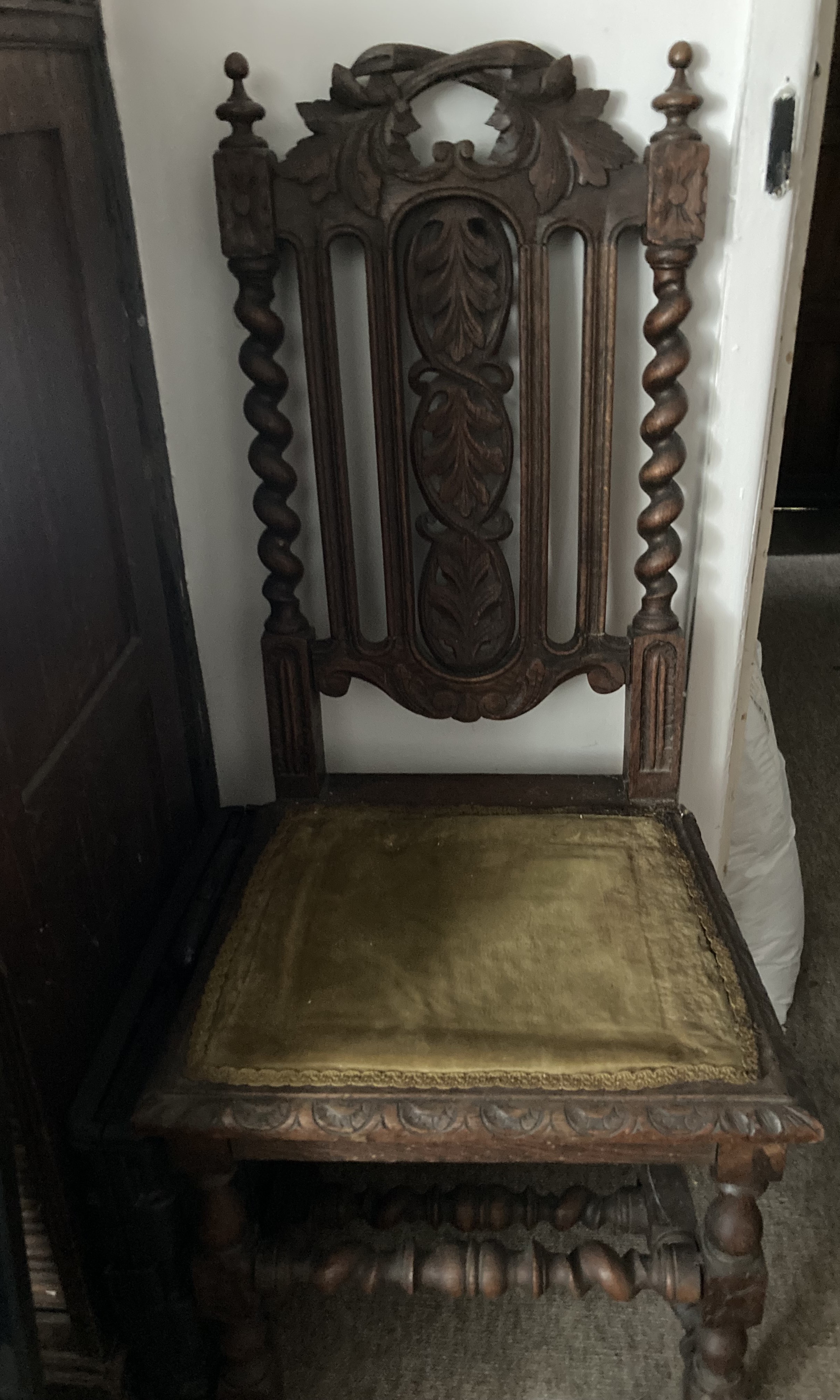 Carolean Style Barleytwist Oak Chair