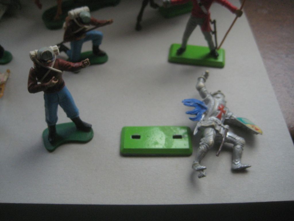 A Group of 11 Vintage Britain's Ltd Plastic Soldiers