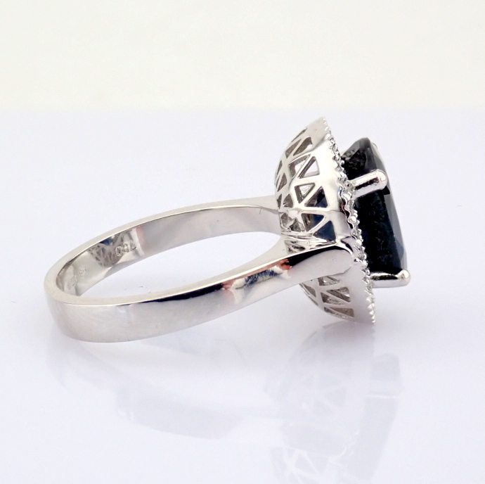Natural Diamond 18K White Gold Ring