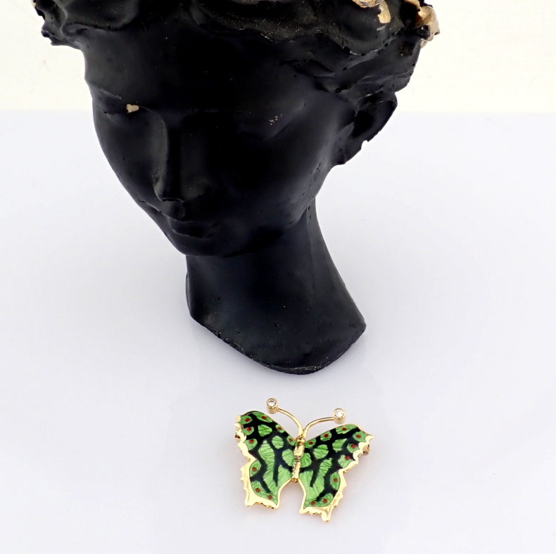 Natural Diamond 14K Yellow Gold Brooch