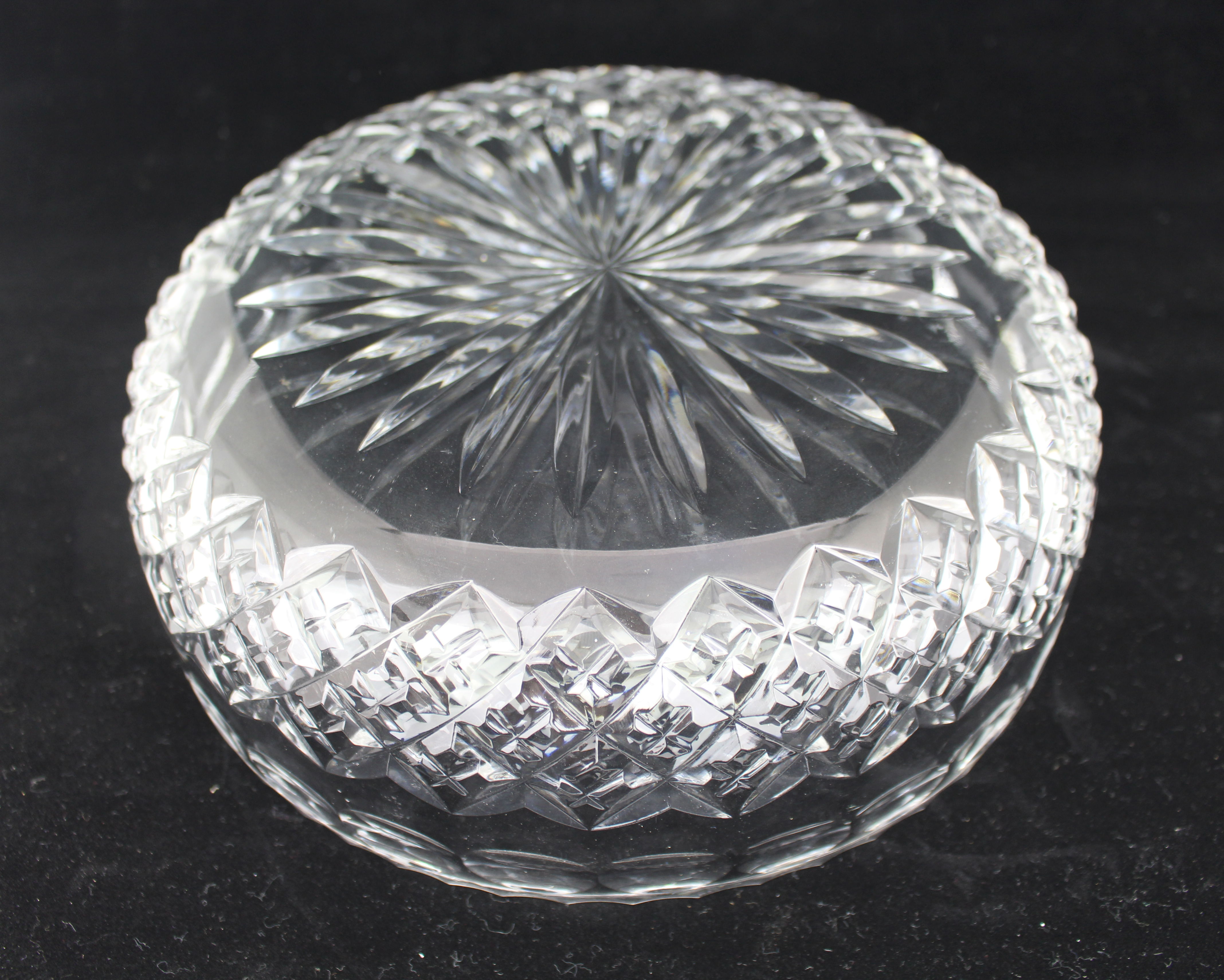 Large Heavy Cut Glass Centrepiece Fruit Bowl