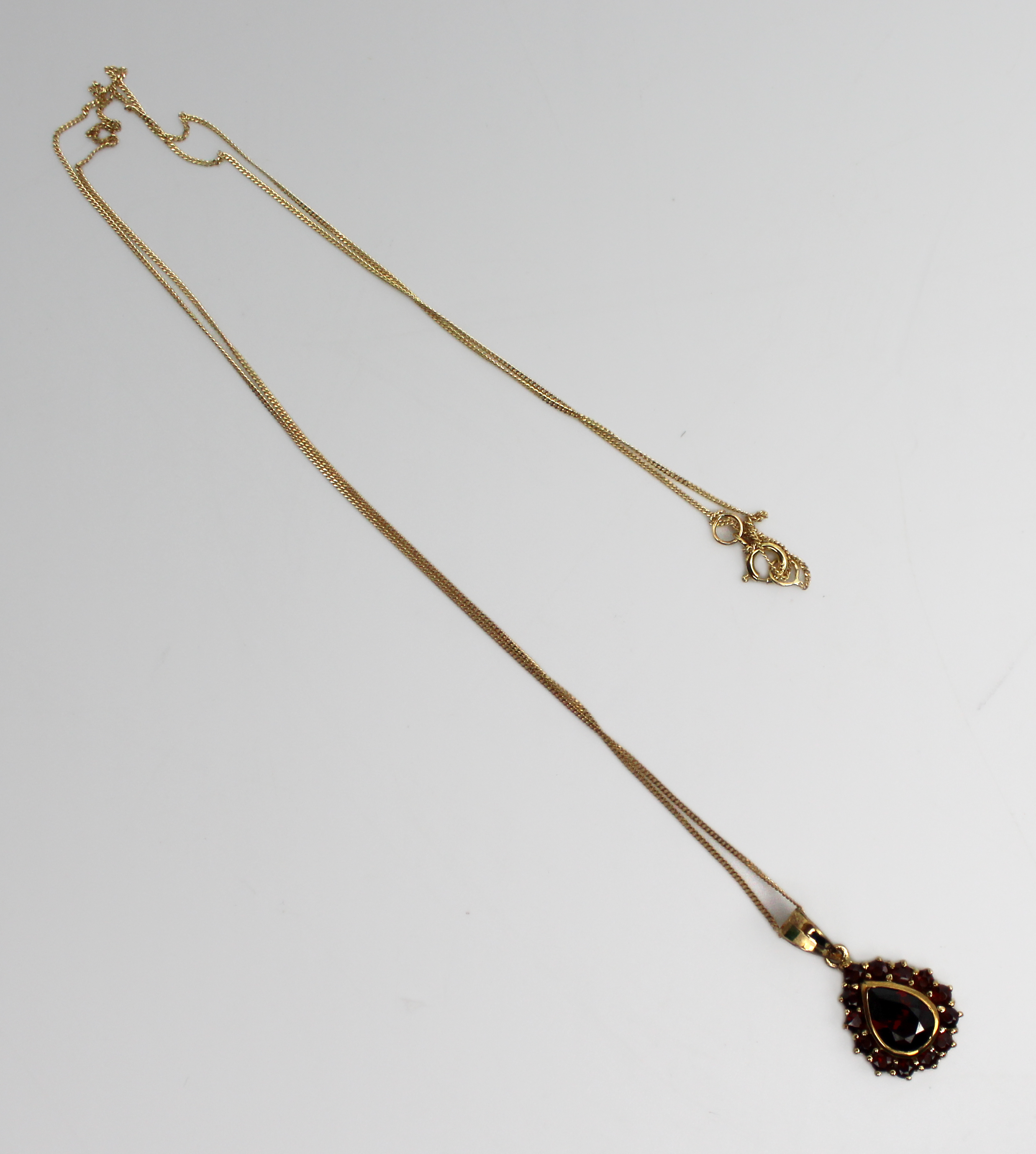 Vintage 9ct Gold Pendant on Chain