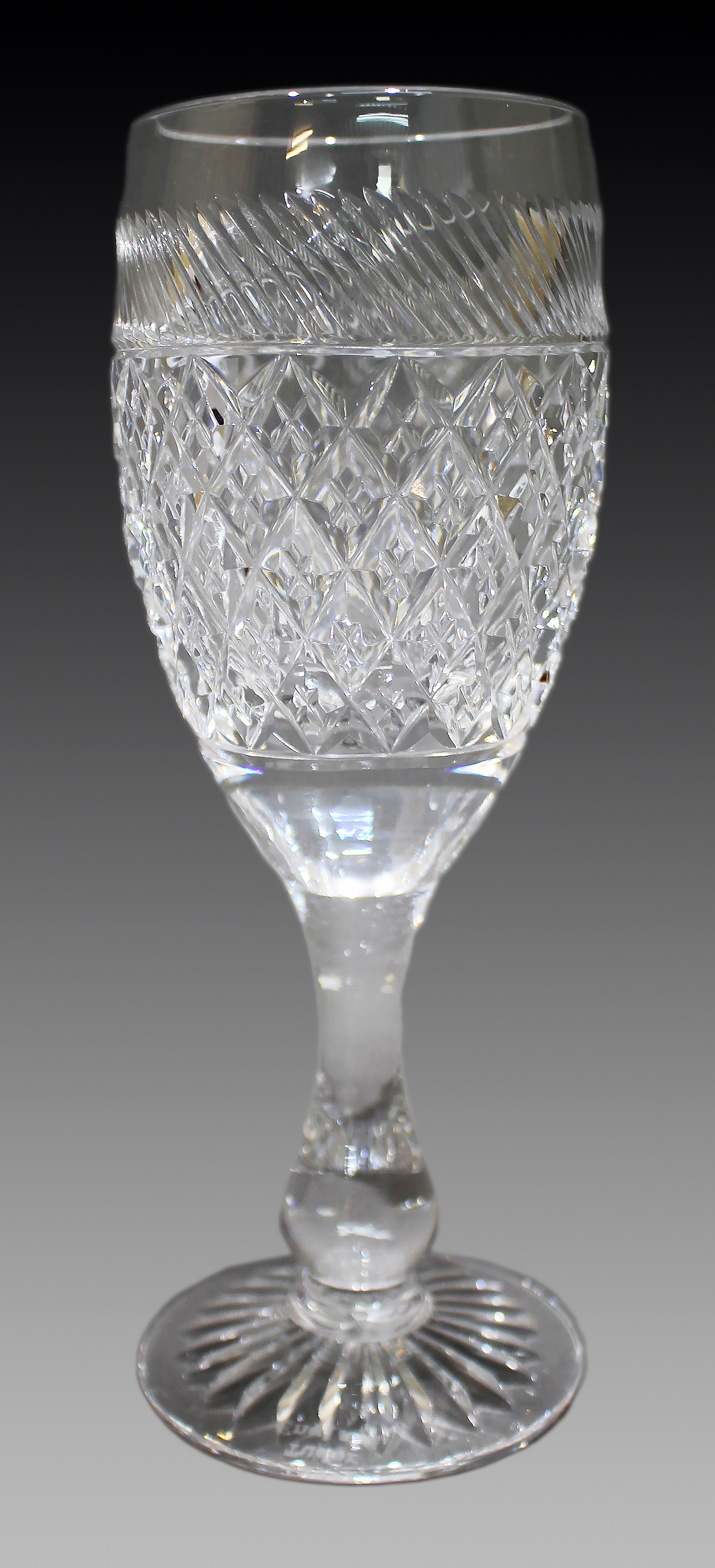Set of 6 Fine Tudor Crystal Cut Glass Wine Glasses