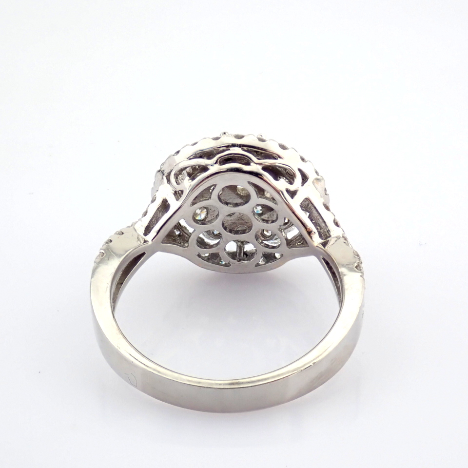Natural Diamond 18K White Gold Ring