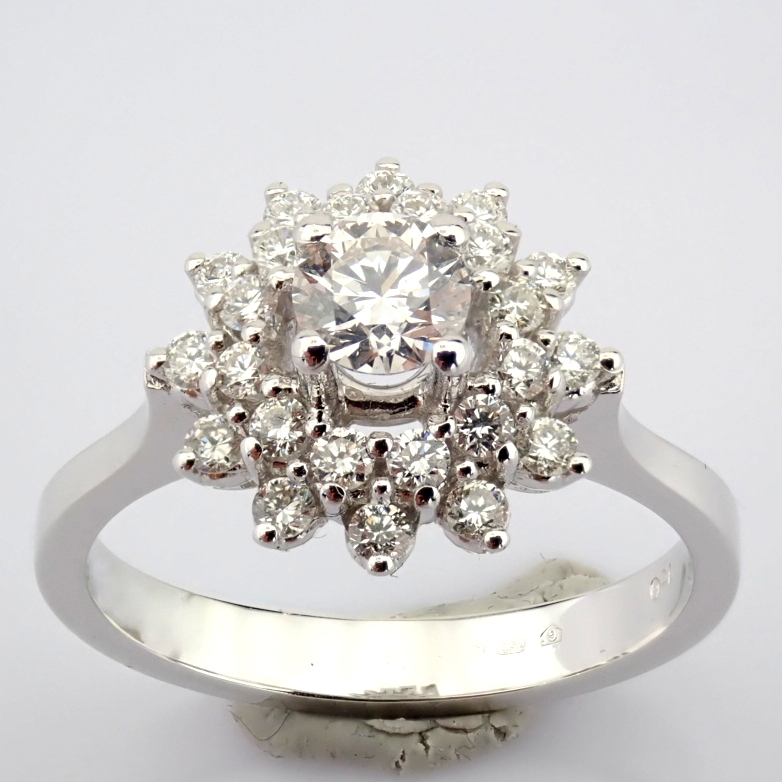 Natural Diamond 18K White Gold Ring