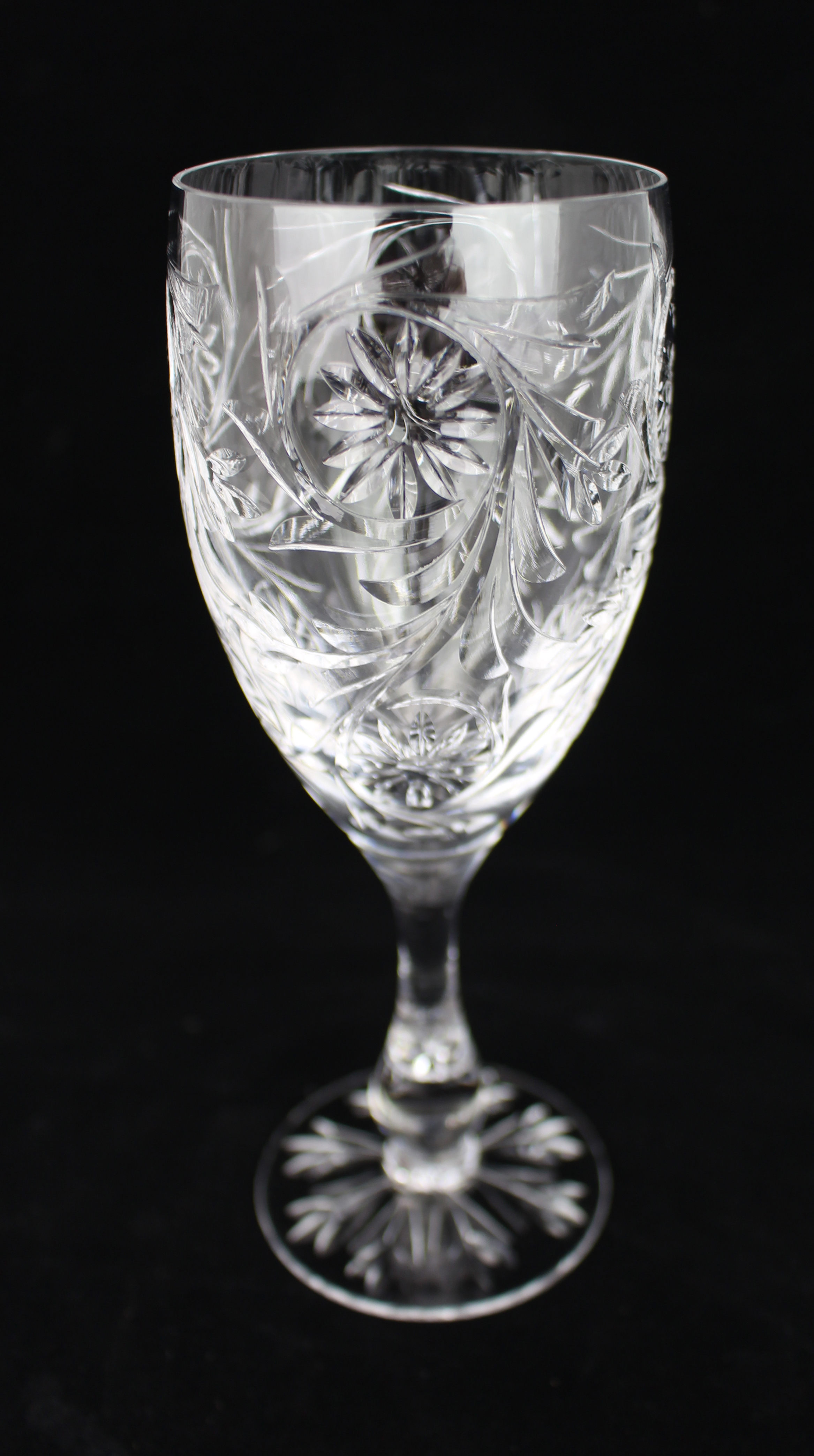 Set of 8 Tudor Crystal "Catherine of Aragon" Wine Glasses