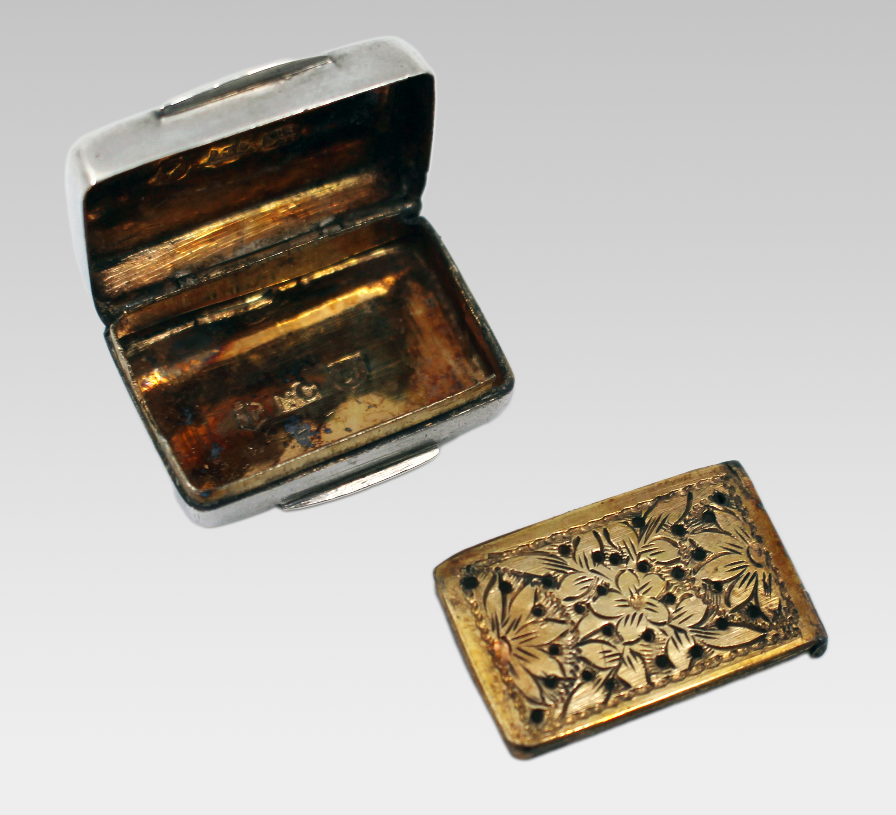 Early Victorian Solid Silver Vinaigrette by Francis Clark 1842