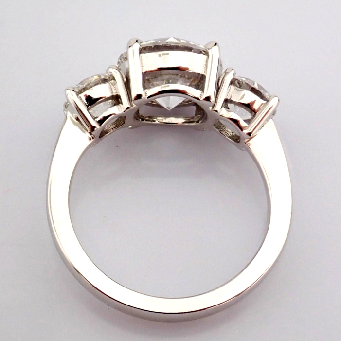 Round Cut Lab-Grown Diamond Ring - 4.71 Total Carat (IGI Certified)